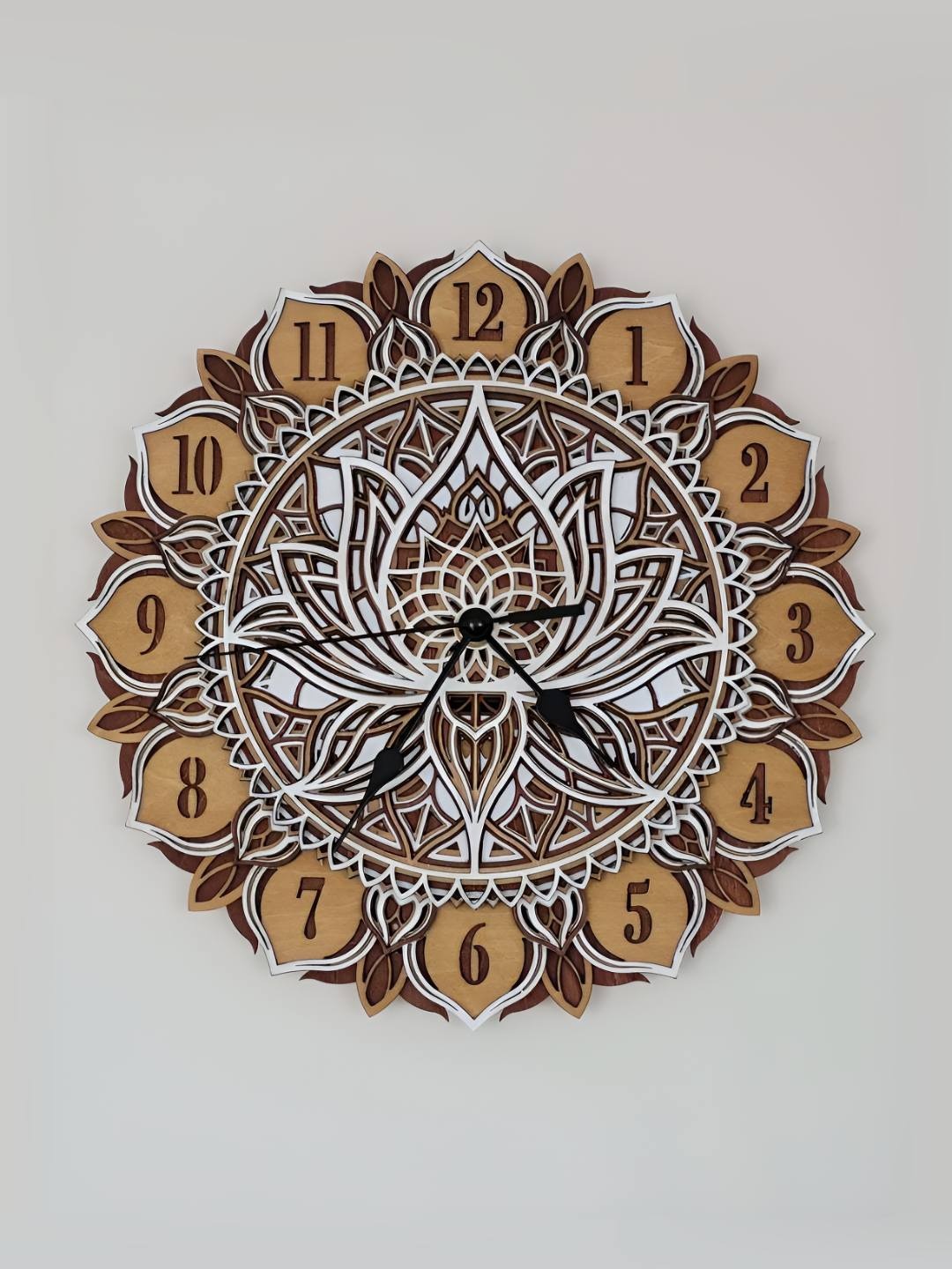 

QEZNEF Brown & White Printed Round Shaped Traditional Analogue Wooden Wall Clock