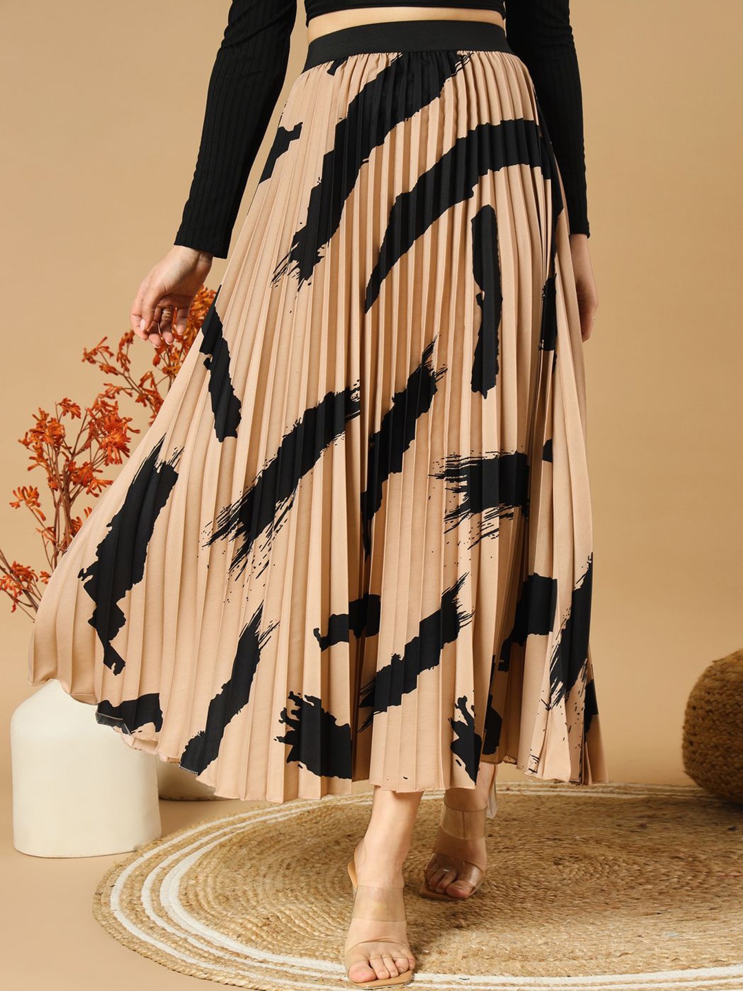 

ZWERLON Geometric Printed Pleated Flared Maxi Skirt, Beige