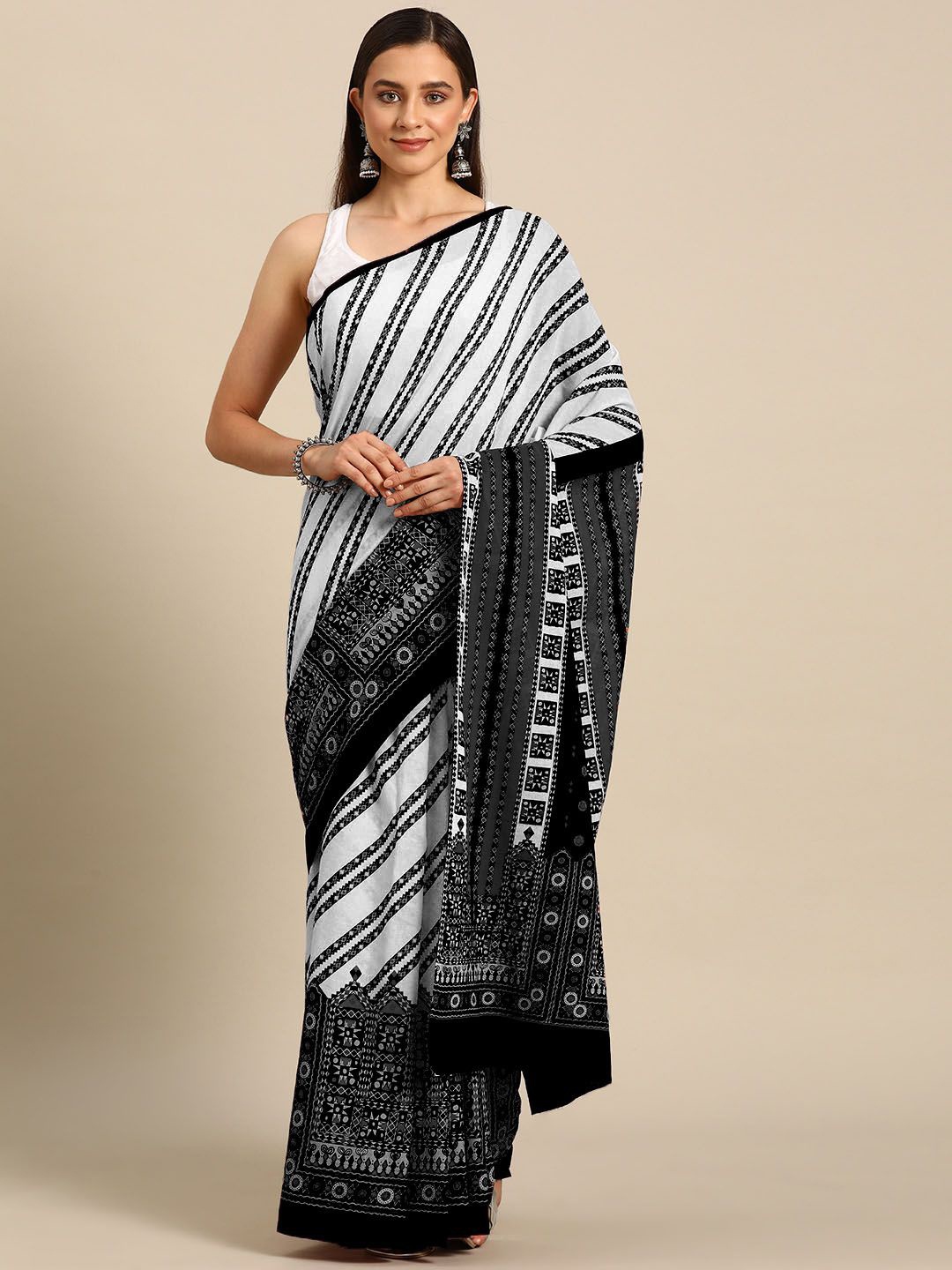 

BUTA BUTI Geometric Printed Pure Cotton Saree, Black