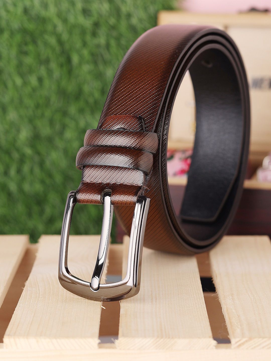 

SAZARA Men Textured Leather Belt, Brown