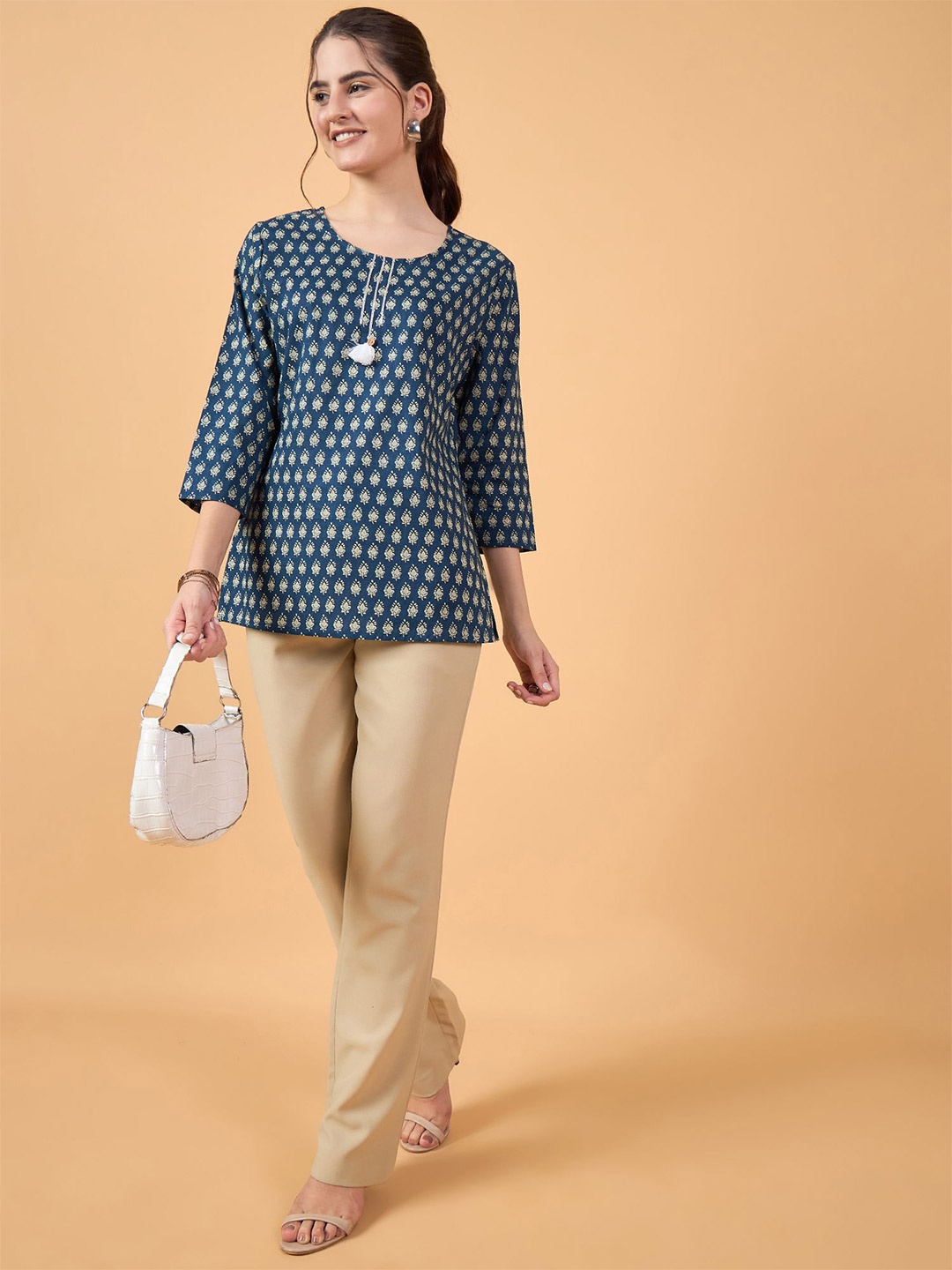

NEESH Women Floral Printed Round Neck Cotton Top, Multi