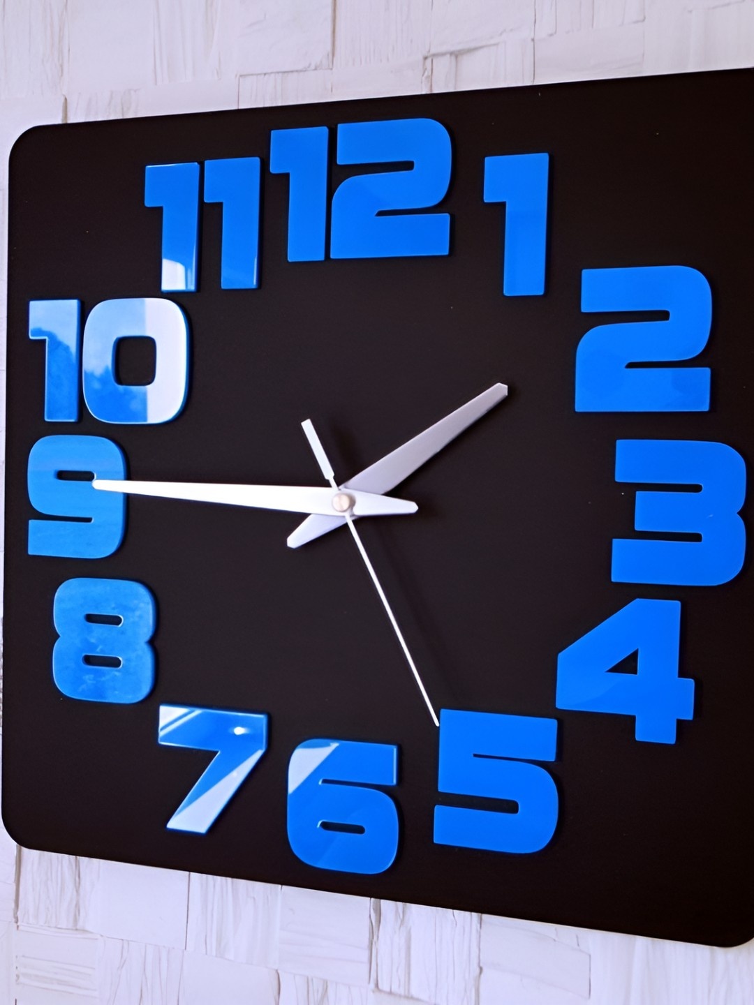 

QEZNEF Blue Printed Square Wooden Analogue Contemporary Wall Clock