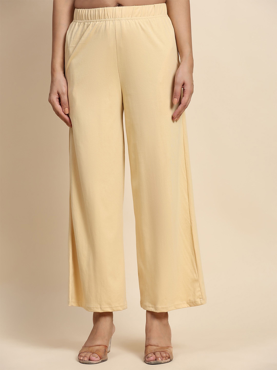 

Outflits Women Solid Knitted Wide Leg Palazzos, Beige
