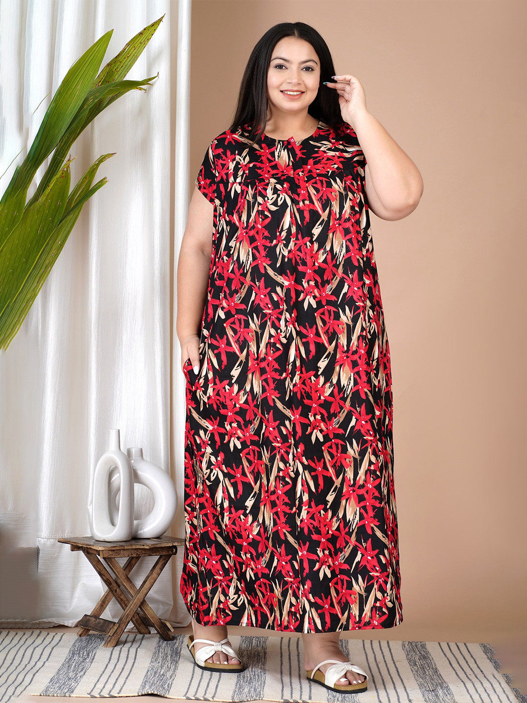 

SP DESIGNS Floral Printed Pure Cotton Maxi Nightdress, Black