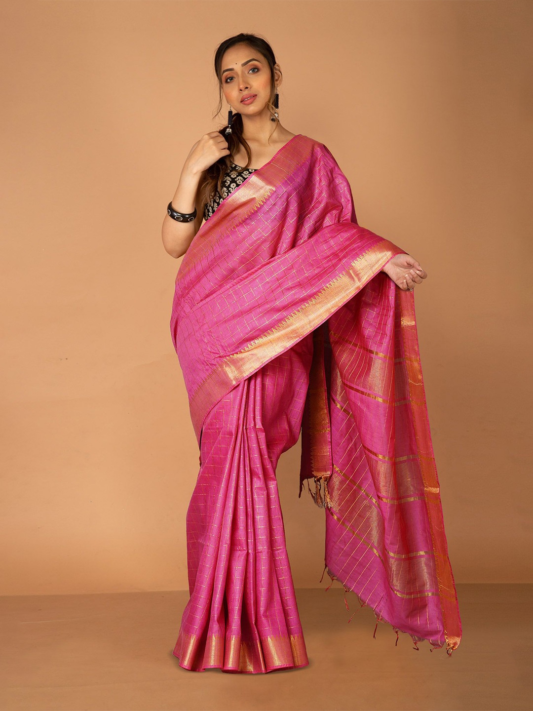 

Unnati Silks Woven Design Zari Handloom Chanderi Saree, Pink