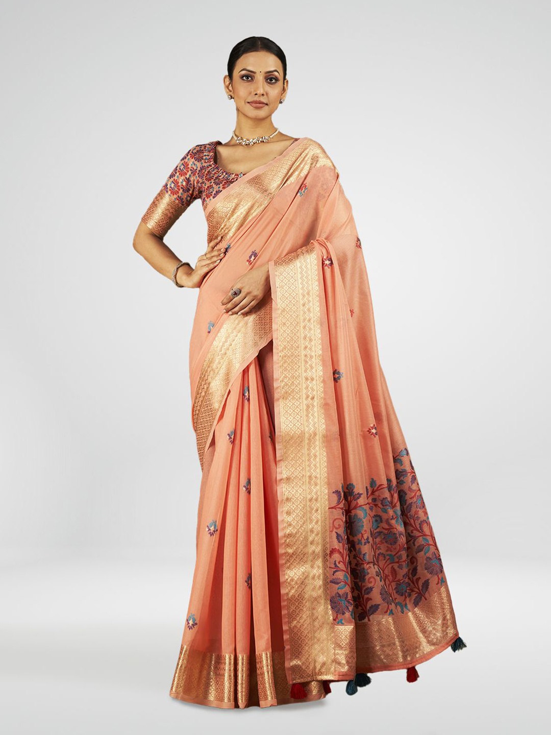 

SARHA Floral Woven Design Zari Pure Cotton Saree, Peach