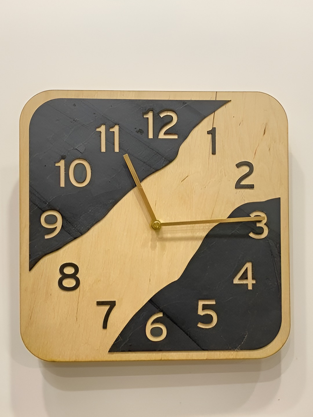 

QEZNEF Beige Textured Square Contemporary Analogue Wooden Wall Clock Without Glass