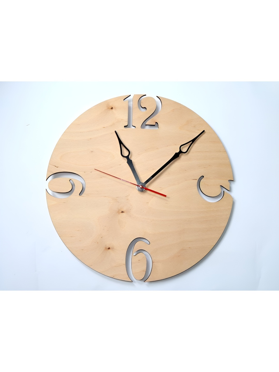 

QEZNEF Beige Round Analogue Wooden Wall Clock Without Glass