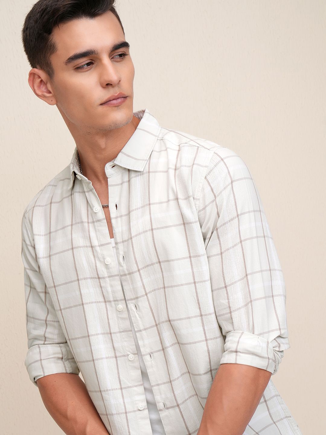 

HIGHLANDER Men Off Dobby Textured Checked Casual Shirt, Off white