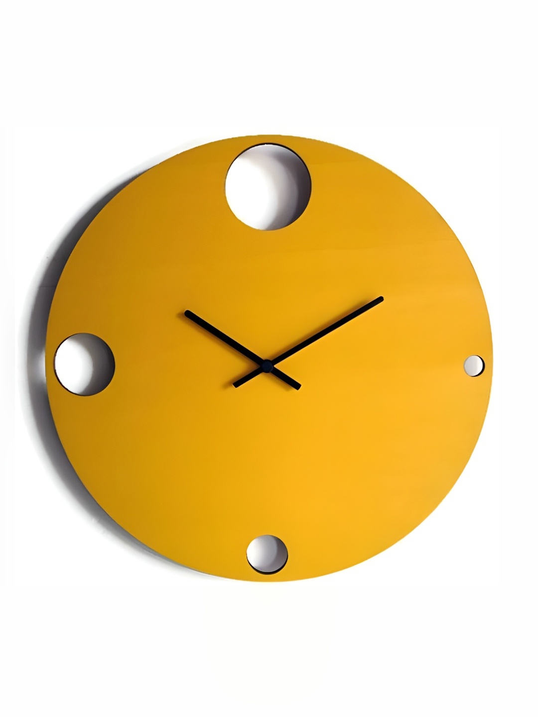 

QEZNEF Yellow Round Shaped Contemporary Analogue Wooden Wall Clock