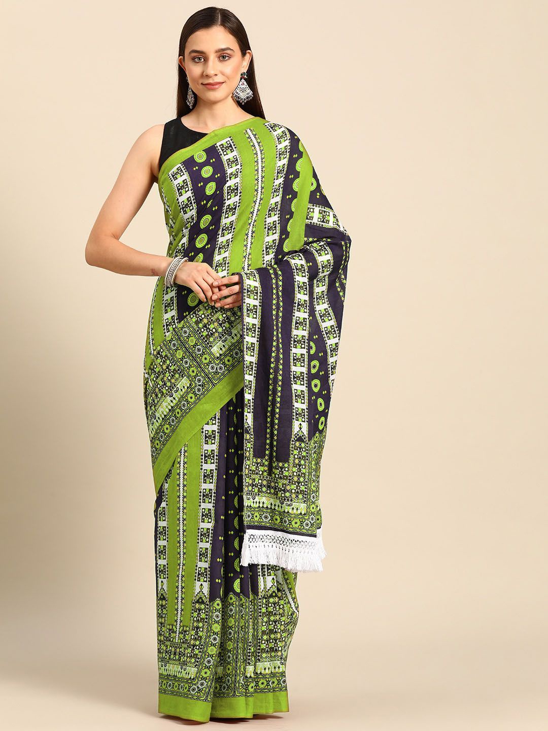 

BUTA BUTI Women Pure Cotton Printed Saree, Green