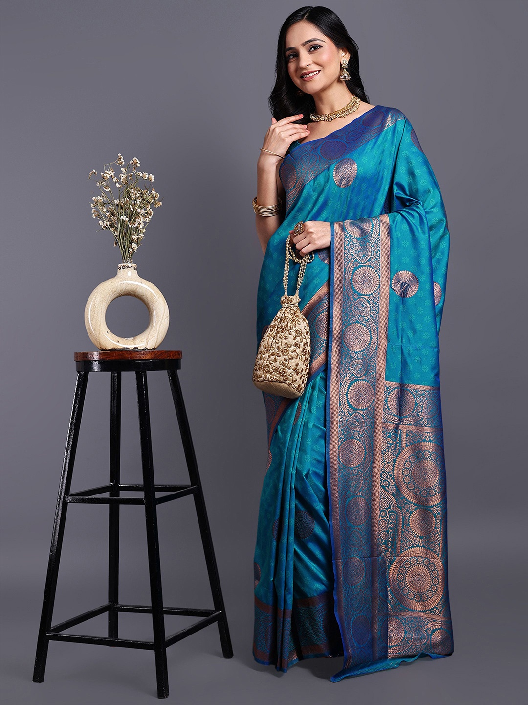 

SWAMI STUDIO Floral Zari Pure Cotton Kanjeevaram Saree, Blue