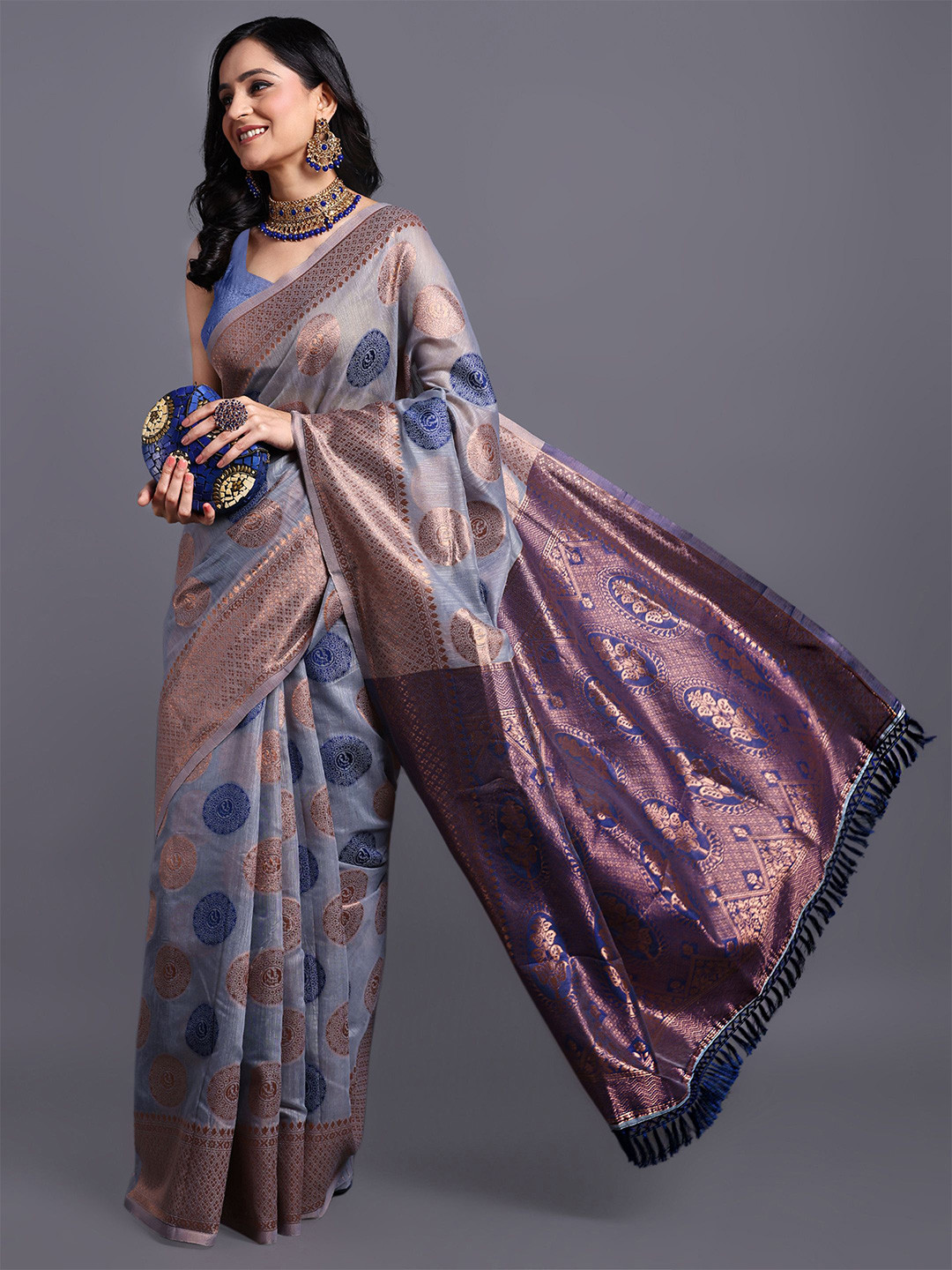 

SWAMI STUDIO Woven Design Zari Pure Cotton Kanjeevaram Saree, Grey
