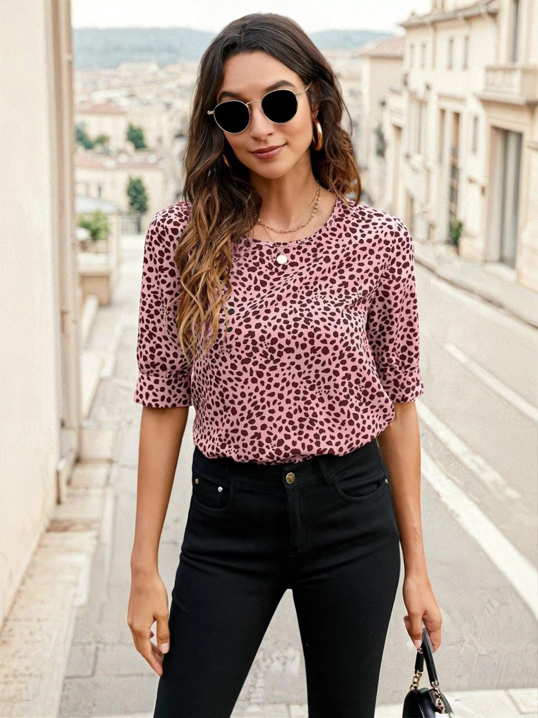 

Kotty Printed Satin Regular Top, Pink
