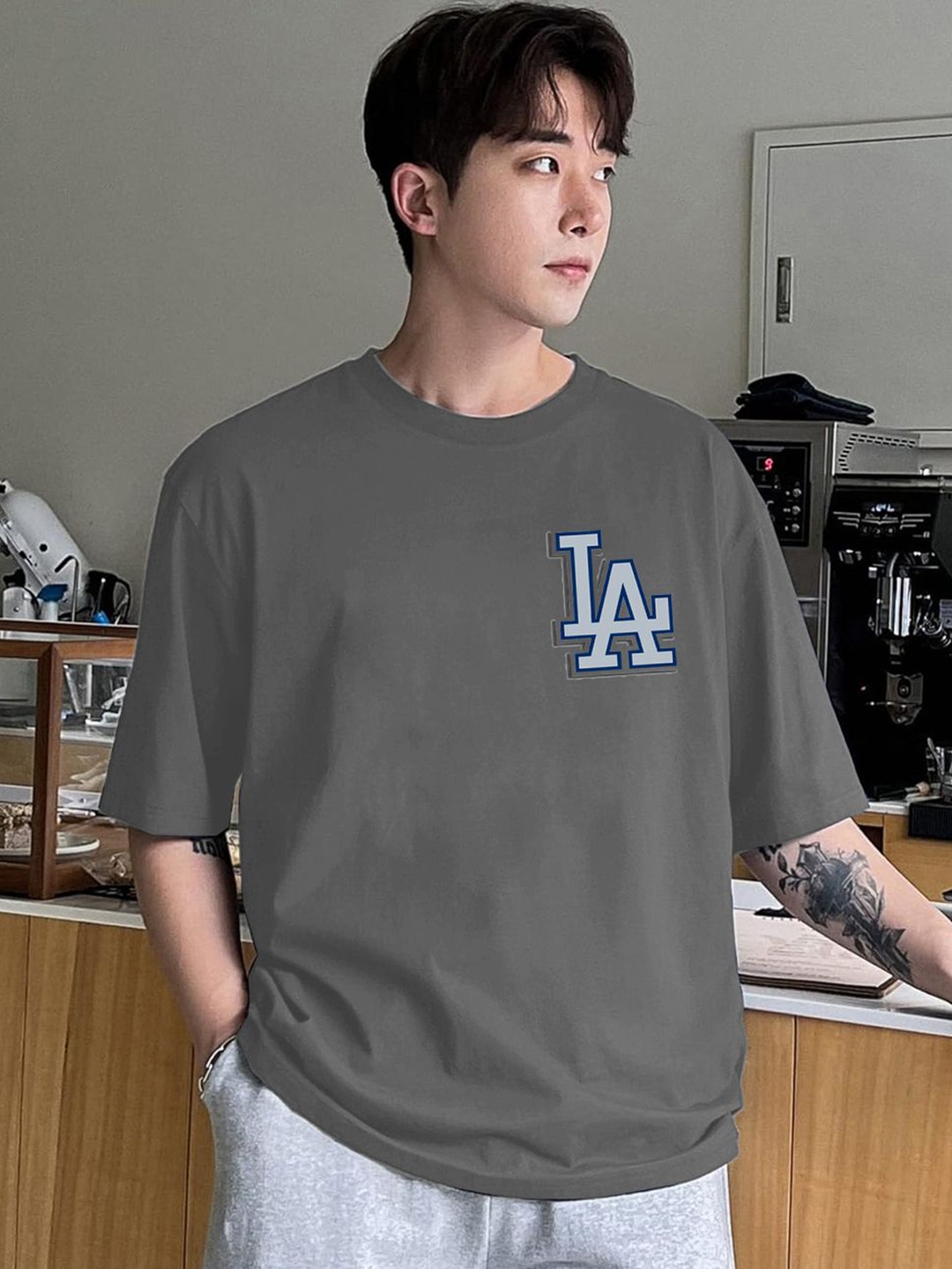 

Genzy Men Typography Printed Cotton Drop-Shoulder Sleeves Applique T-shirt, Grey