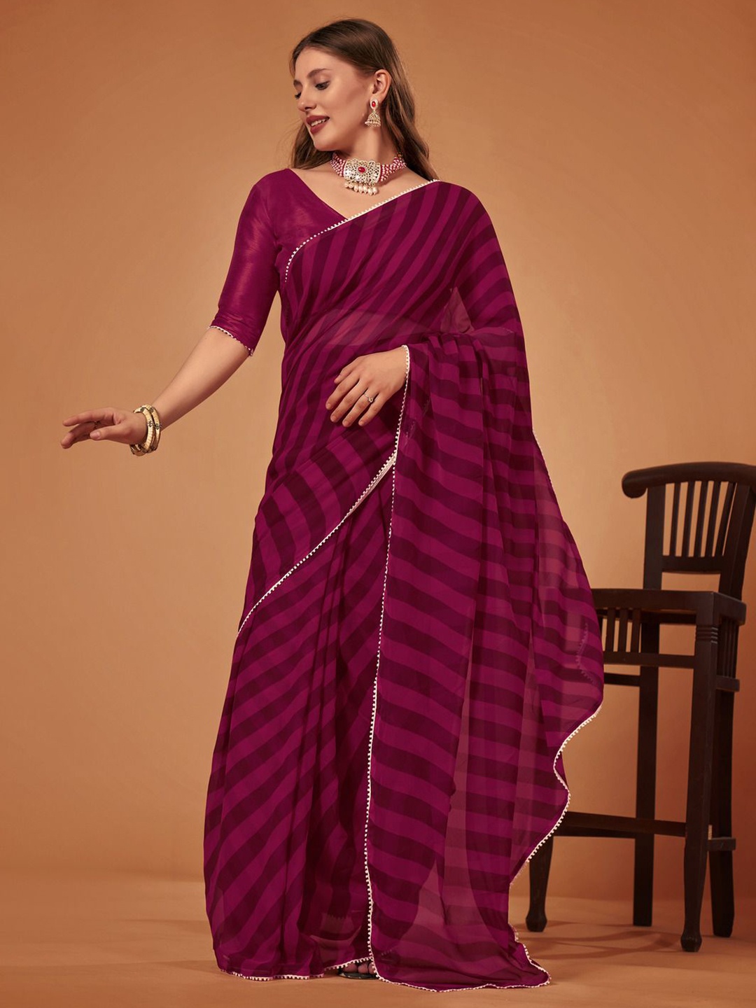 

SM TRENDZ Striped Pure Georgette Ready to Wear Block Print Saree, Purple