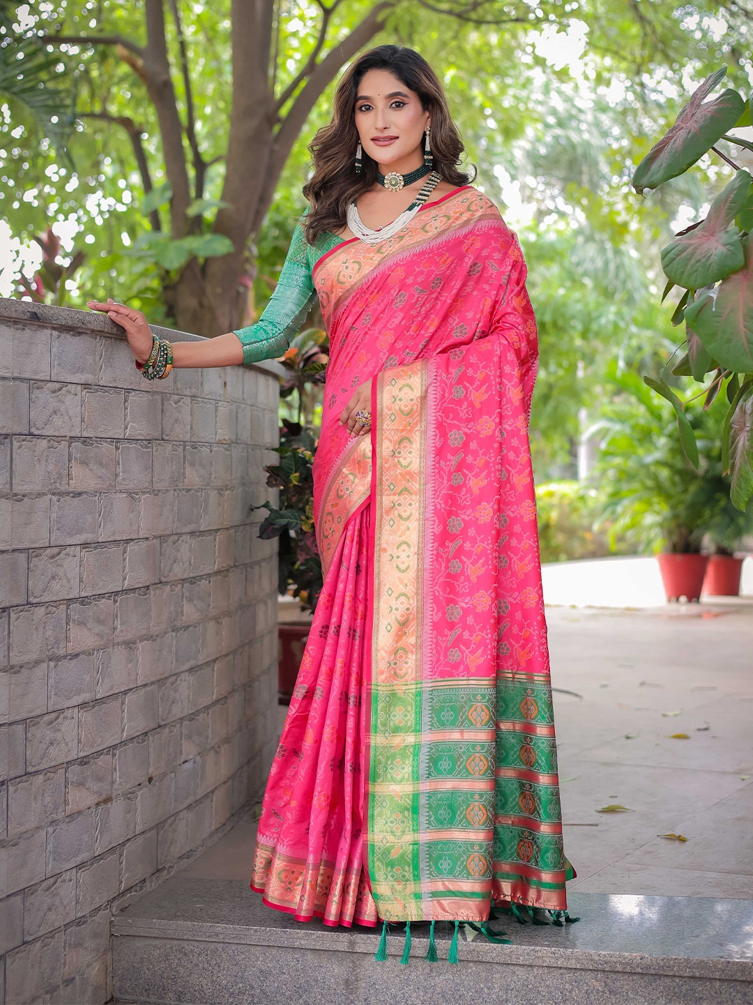 

Mitera Ethnic Motifs Zari Woven Design Patola Sarees, Pink
