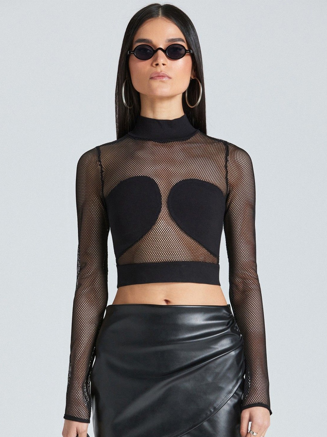 

ZOMODA Women Solid Round Neck Top, Black