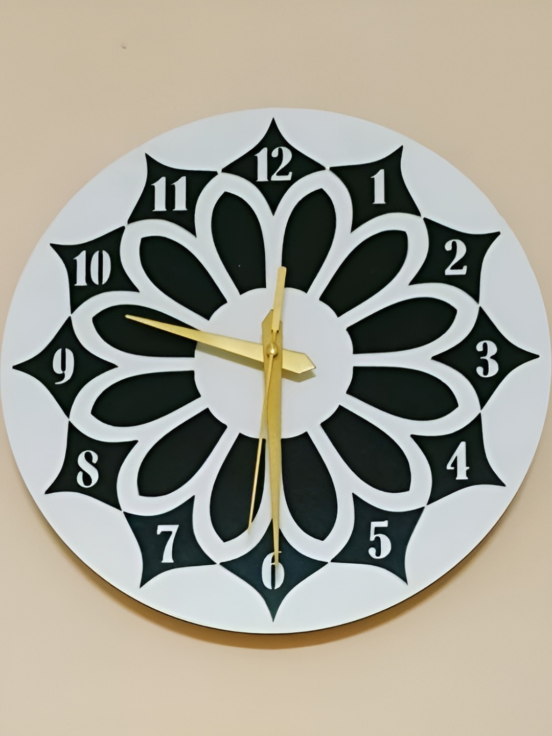 

QEZNEF White & Black Printed Round Shaped Contemporary Analogue Wooden Wall Clock
