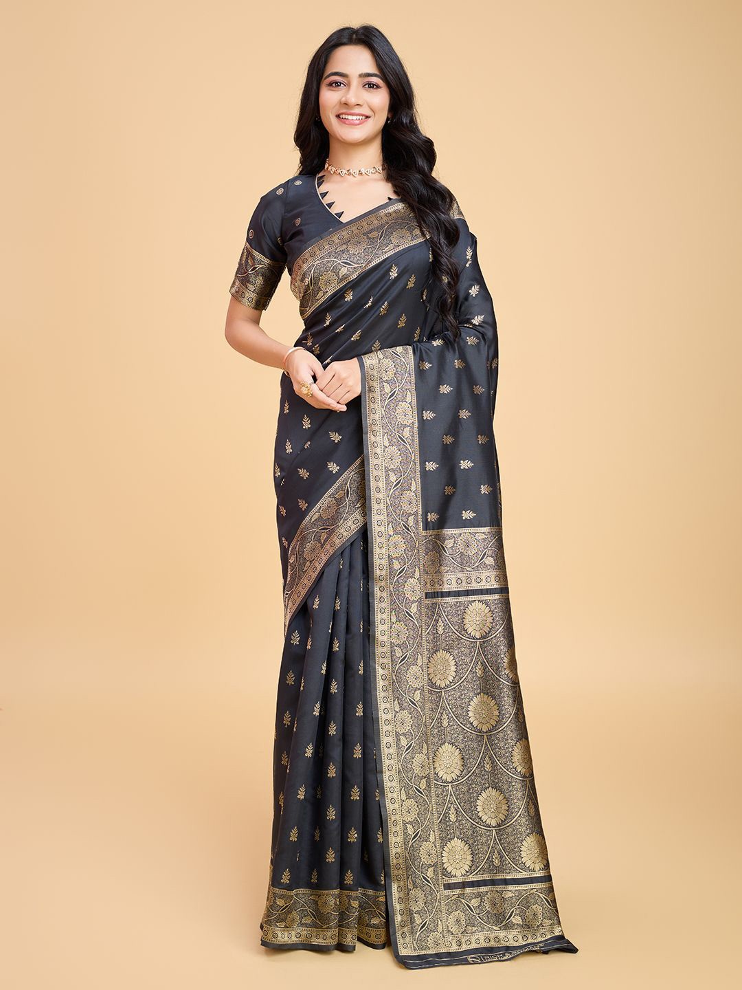 

RICH & ROMAN Woven Design Zari Pure Silk Banarasi Saree, Black
