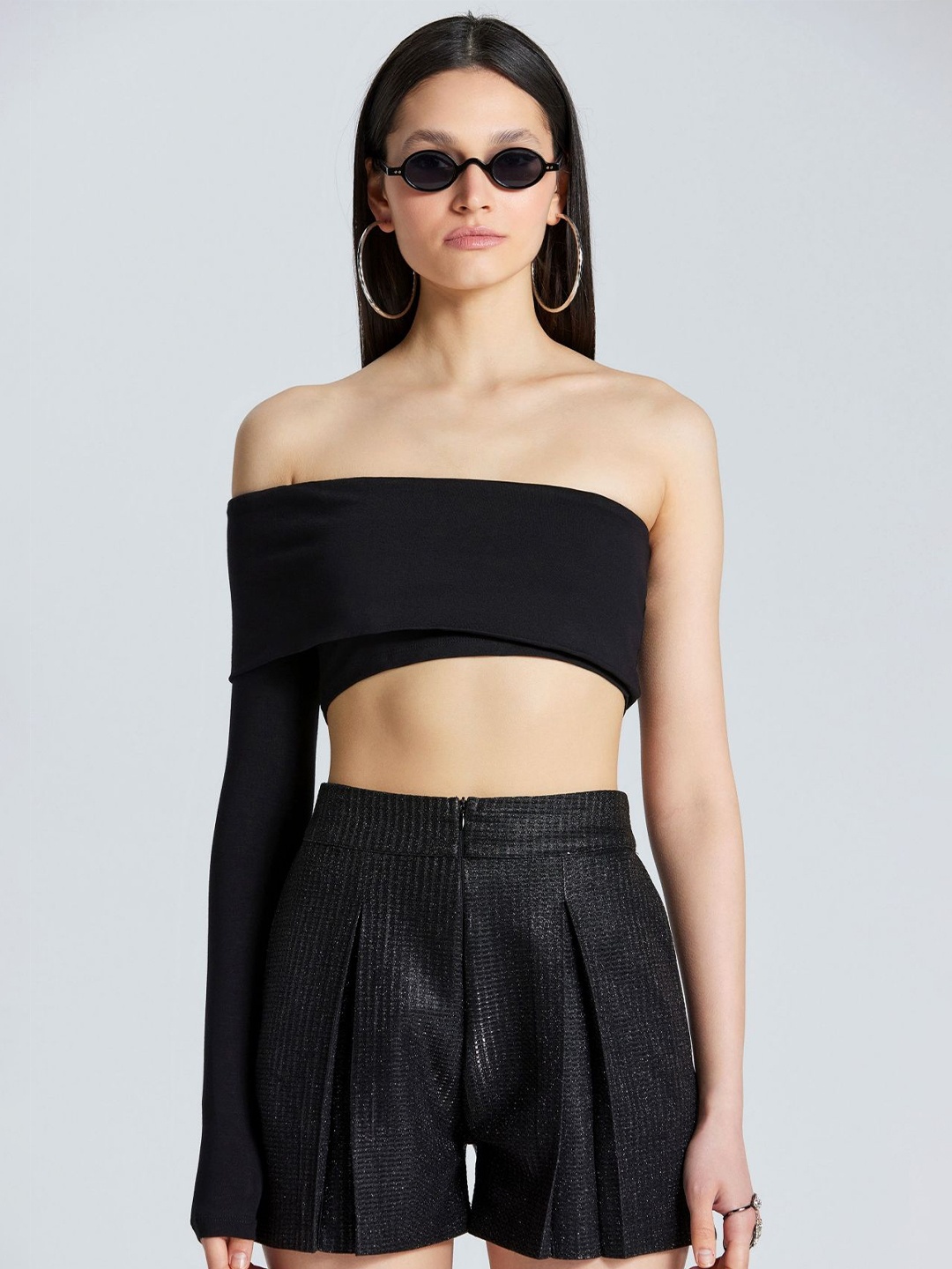 

ZOMODA Women Solid Off-Shoulder Top, Black
