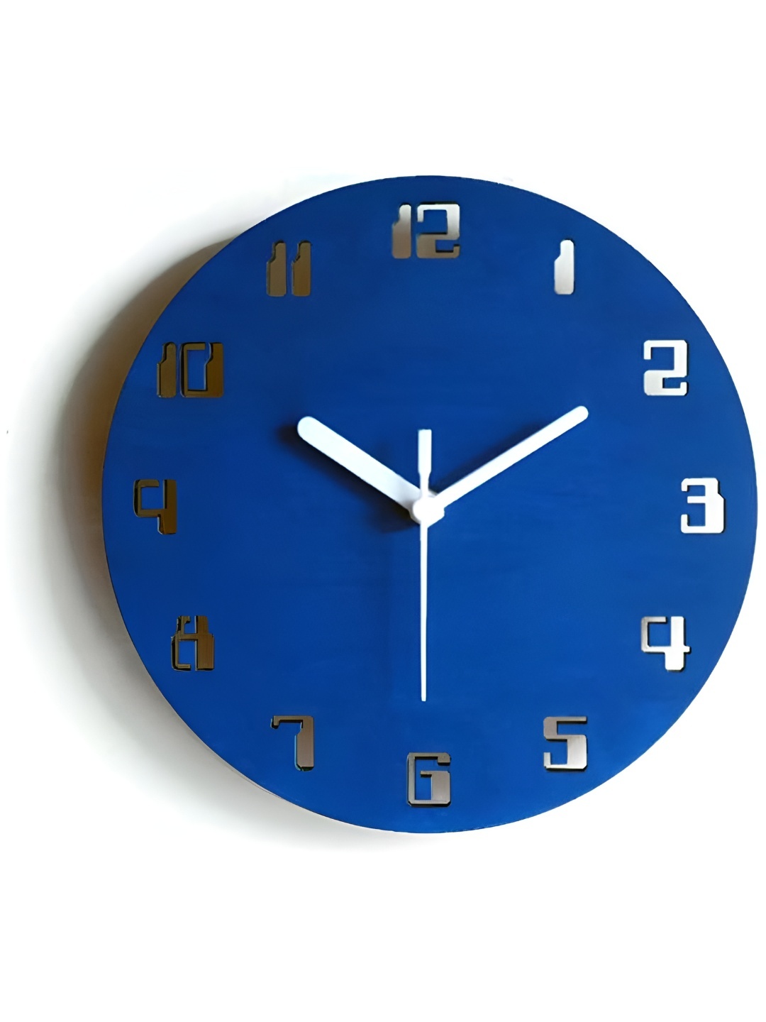 

QEZNEF Blue Textured Round Analogue Wooden Wall Clock Without Glass