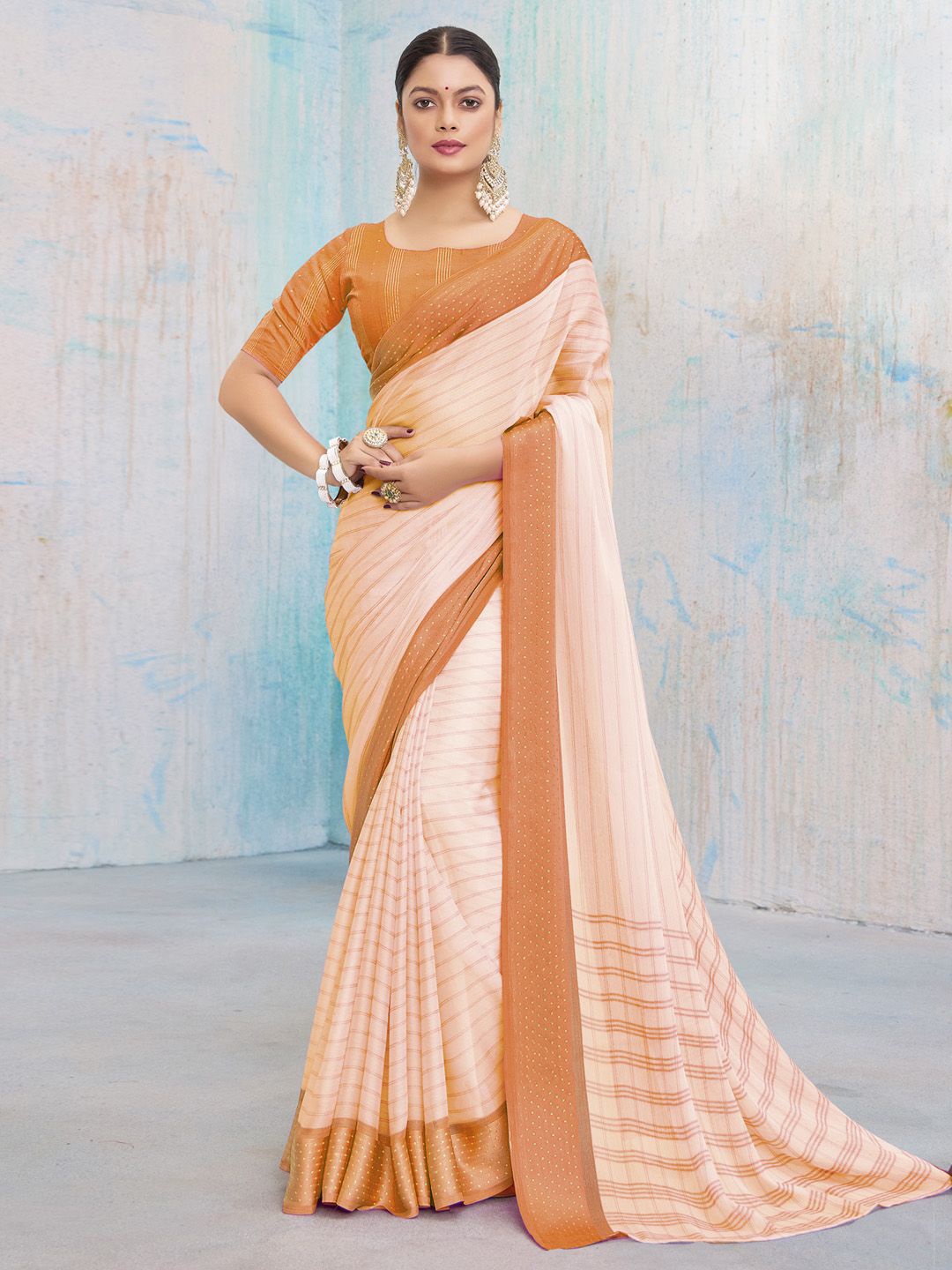 

Anouk Striped Printed Zari Saree, Peach