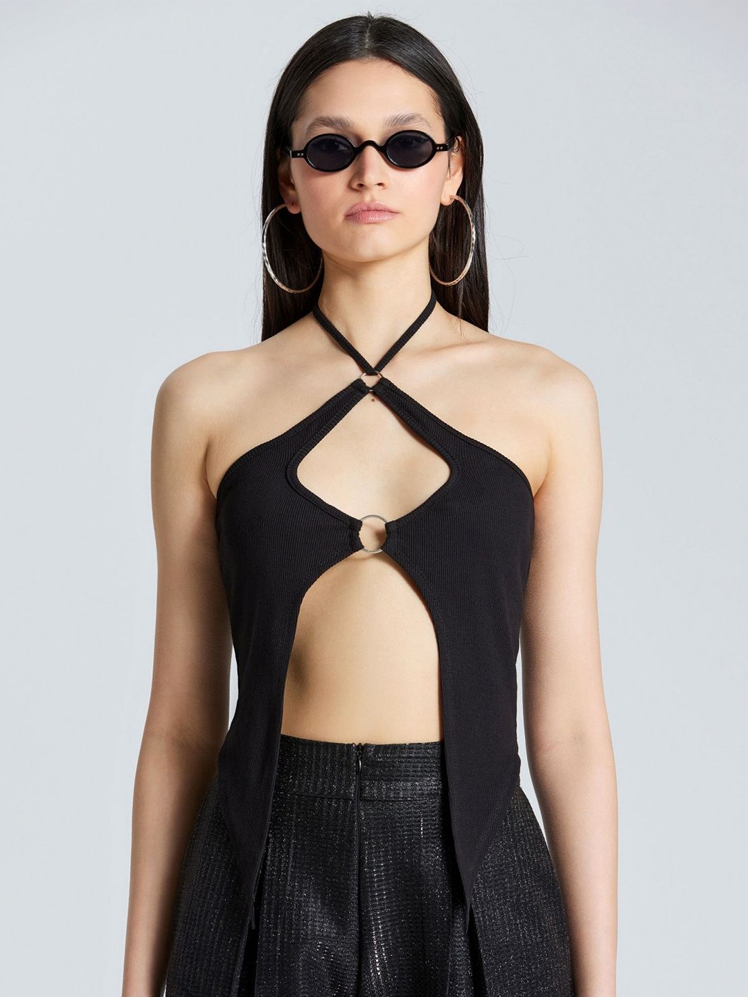 

ZOMODA Women Solid Halter Neck Top, Black