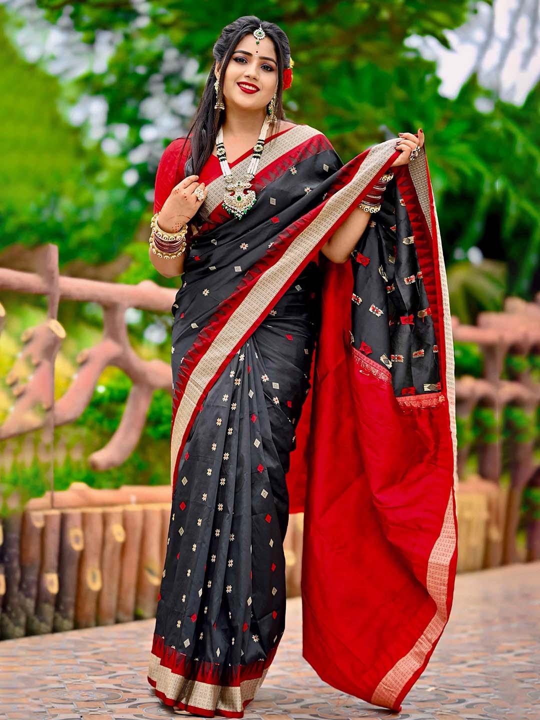 

Shopeezy Tex Fab Woven Design Zari Sambalpuri Saree, Black
