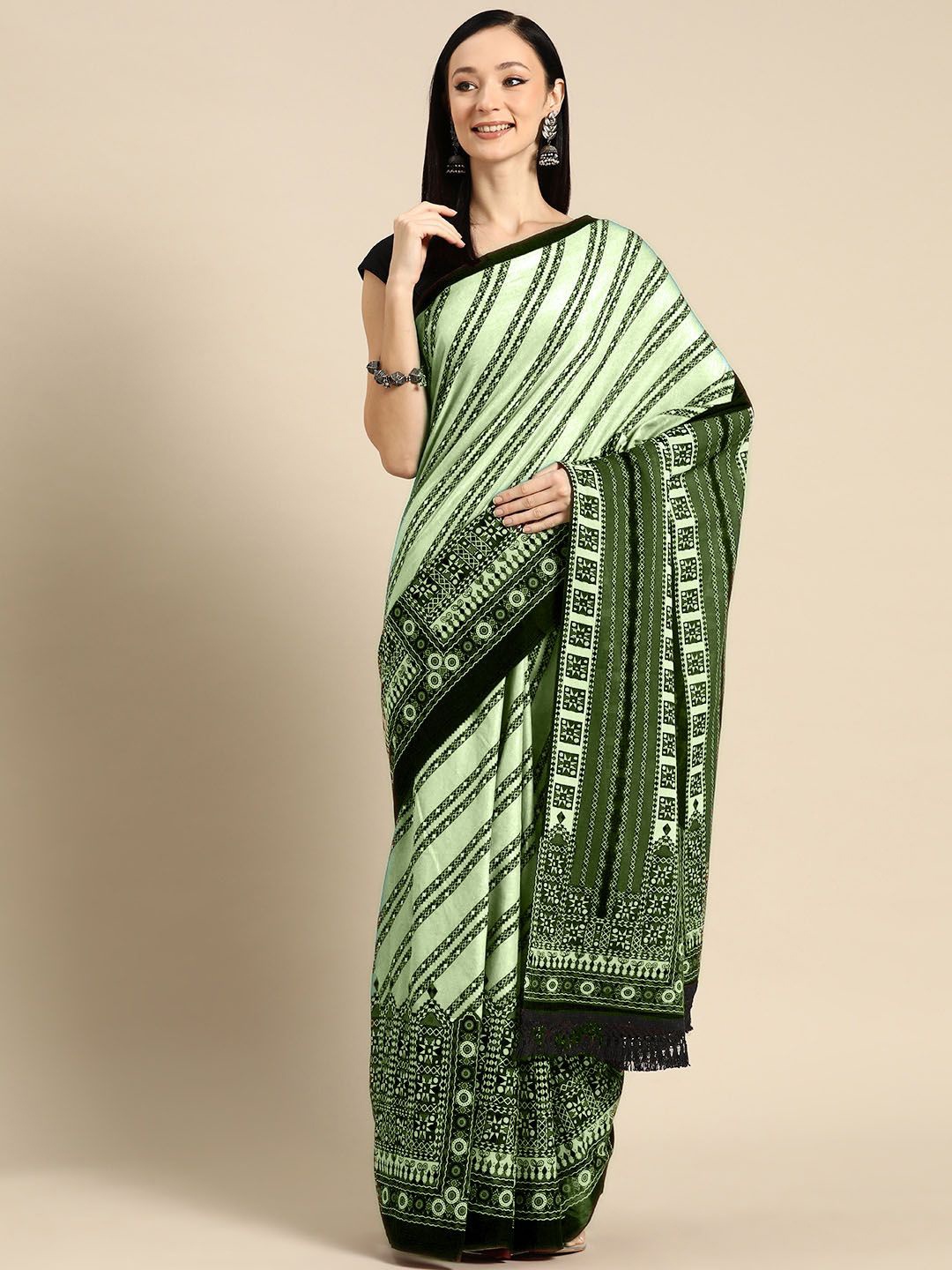 

BUTA BUTI Floral Pure Cotton Floral Printed Saree, Olive