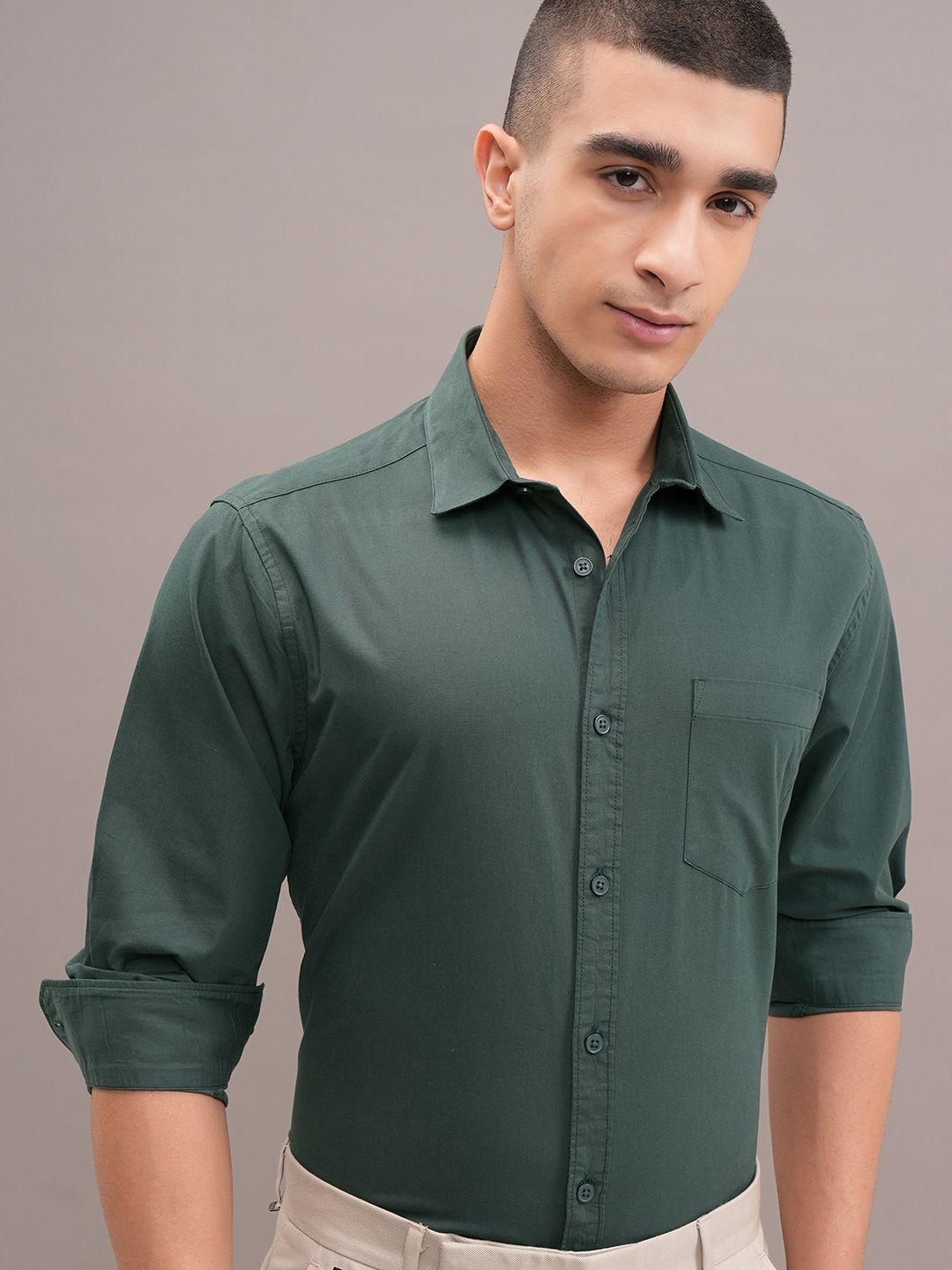 

Ketch Men Solid Slim Fit Shirt, Green