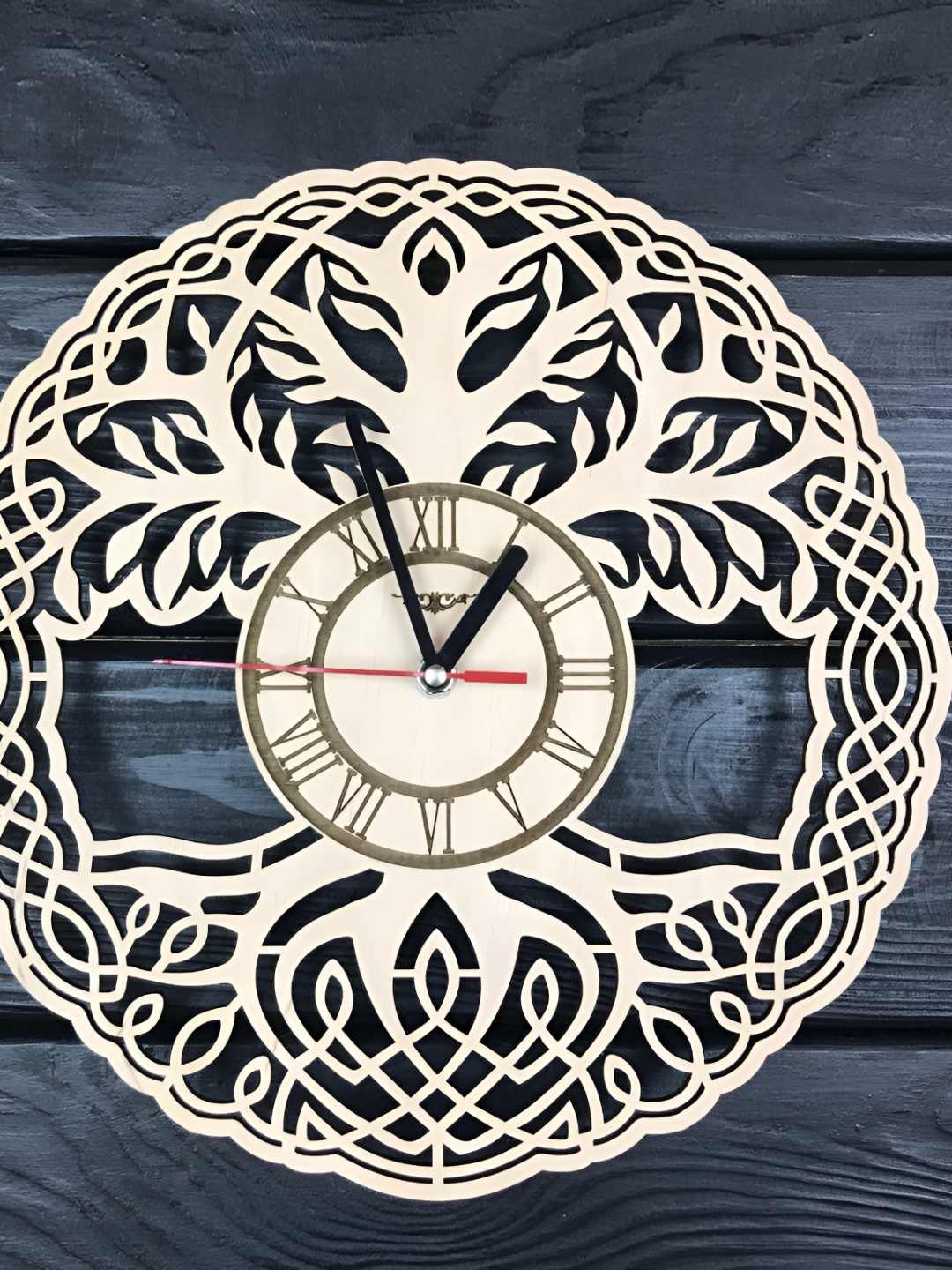 

QEZNEF Beige & Brown Textured Round Analogue Wooden Wall Clock Without Glass