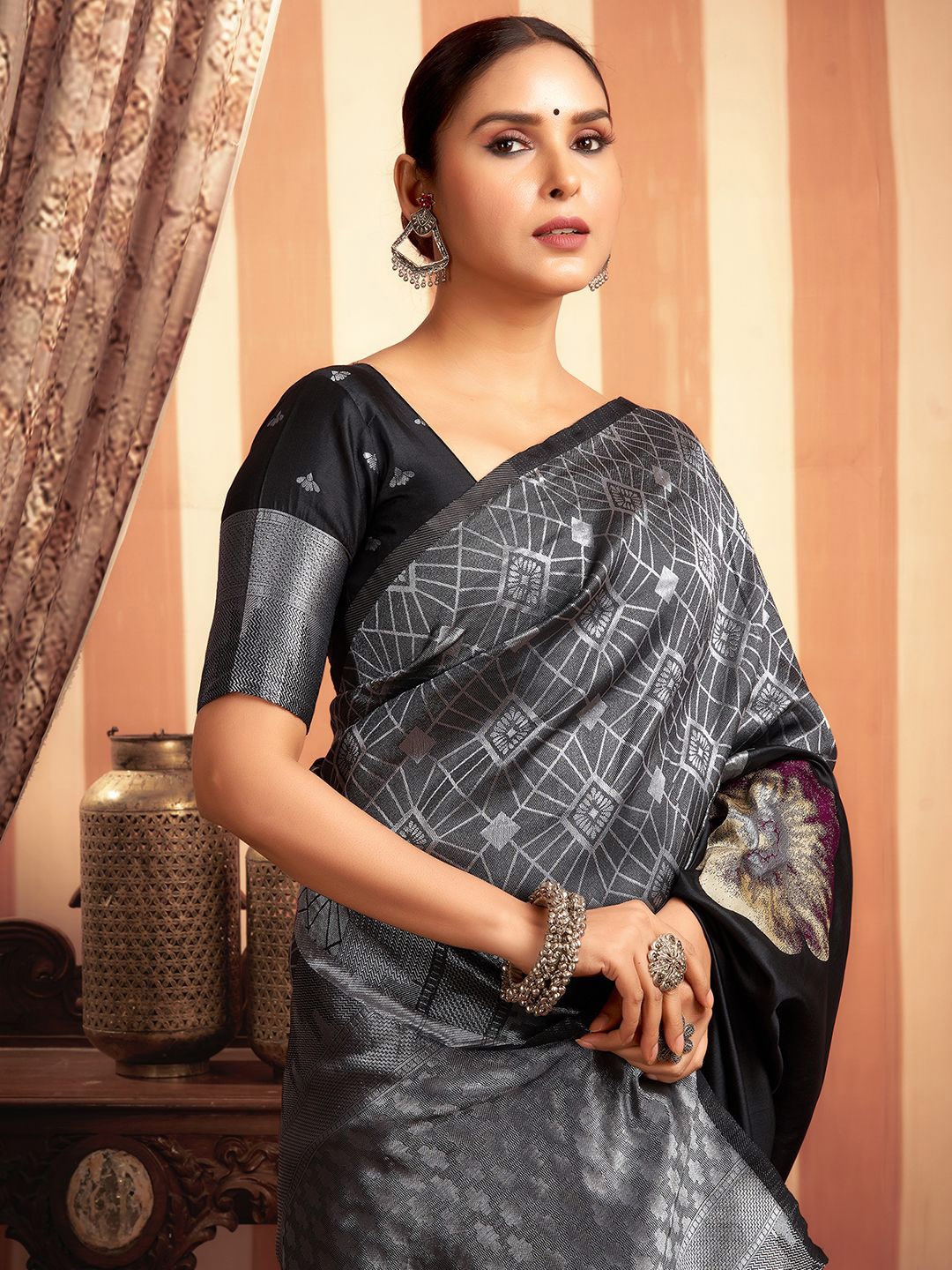 

Mitera Woven Design Zari Pure Silk Banarasi Saree, Black