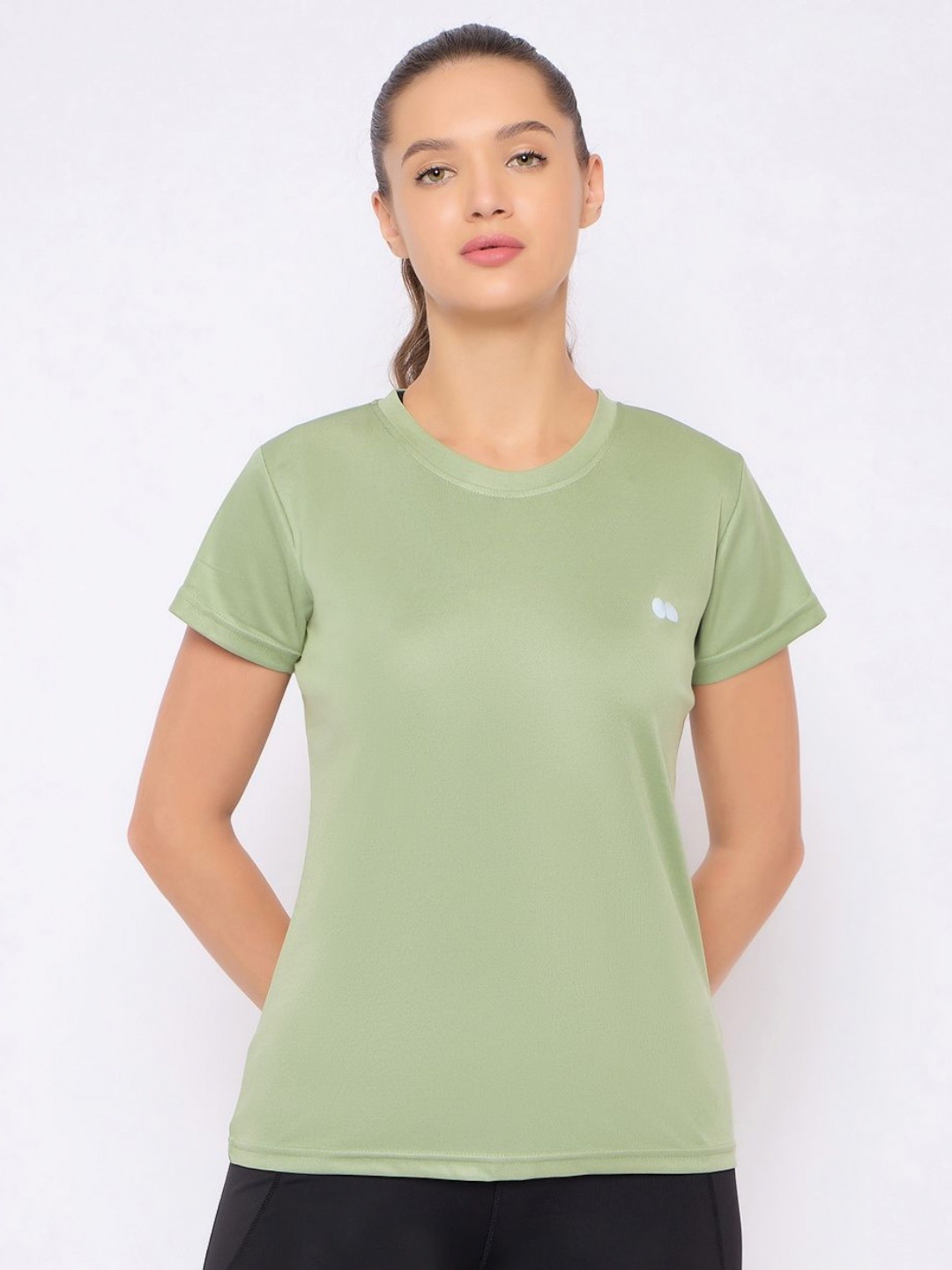 

Clovia Women Solid Round Neck T-shirt, Green