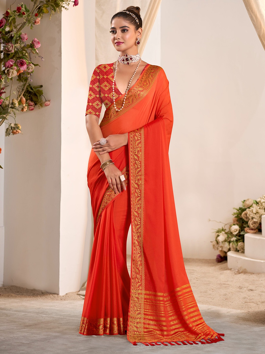 

KAYOMMI Solid Woven Design Zari Pure Crepe Saree, Orange