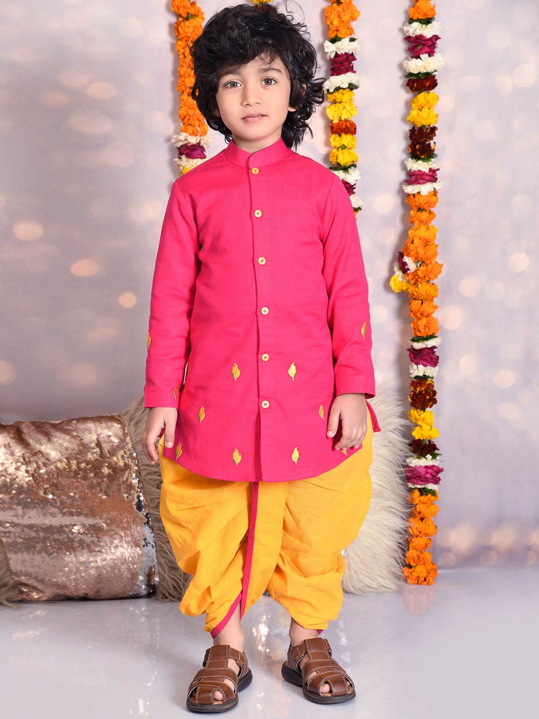 

MUDKID Boys Floral Embroidered Thread Work Band Collar Pure Cotton Kurta With Dhoti Pant, Pink
