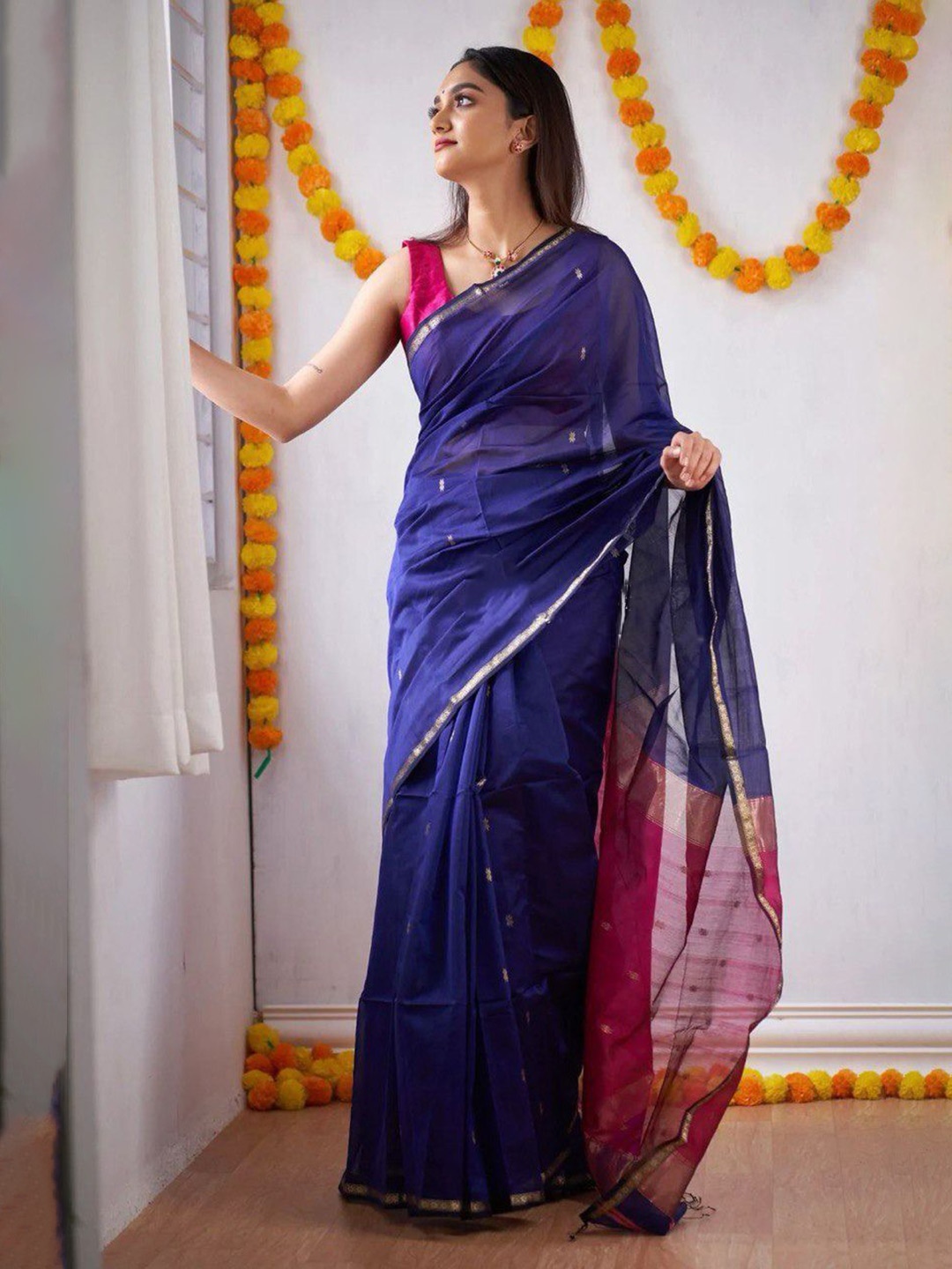 

Kriyansh Woven Design Zari Banarasi Saree, Blue