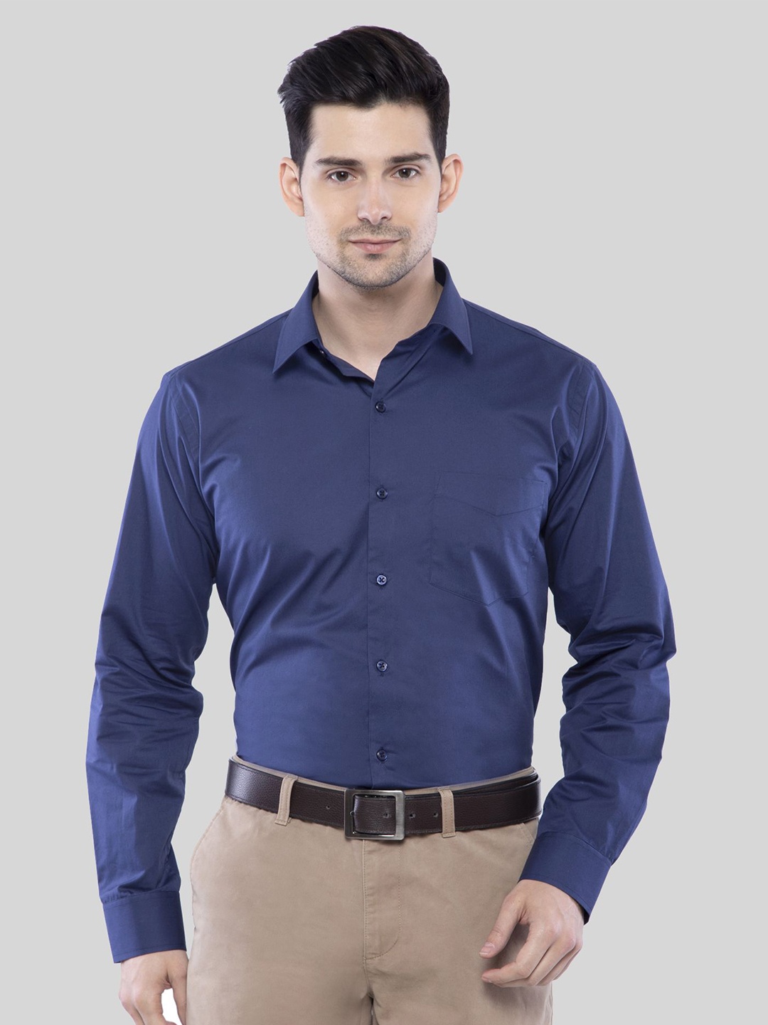 

ASCIIBLUES Men Spread Collar Solid Cotton Formal Shirt, Navy blue