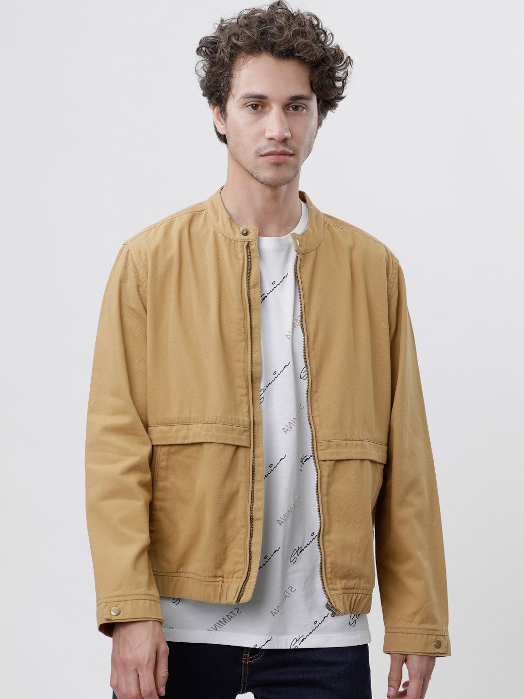 

HIGHLANDER Men Solid Mock Collar Open Front Jacket, Khaki