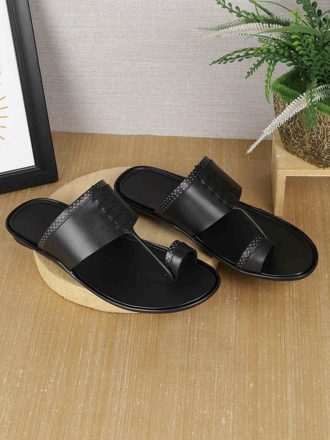 

Metro Men Leather Comfort Sandals, Black