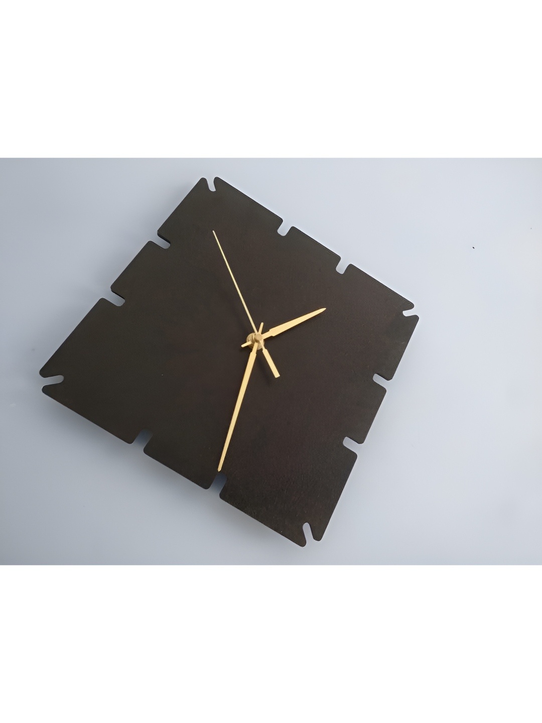 

QEZNEF Black & Gold Toned Analogue Contemporary Geometric Shaped Wooden Wall Clock