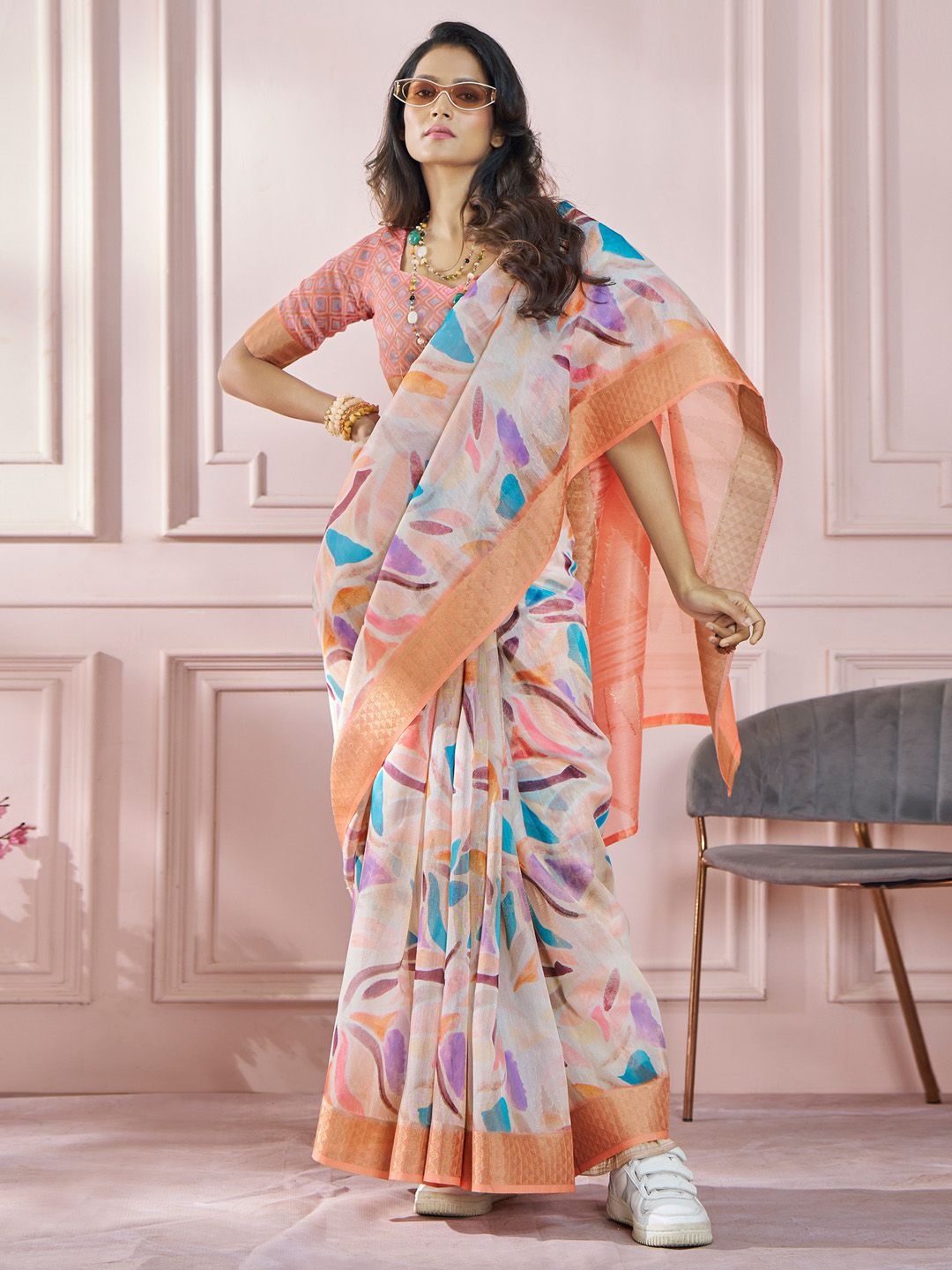 

Anouk Abstract Printed Zari Celebrity Saree, Peach