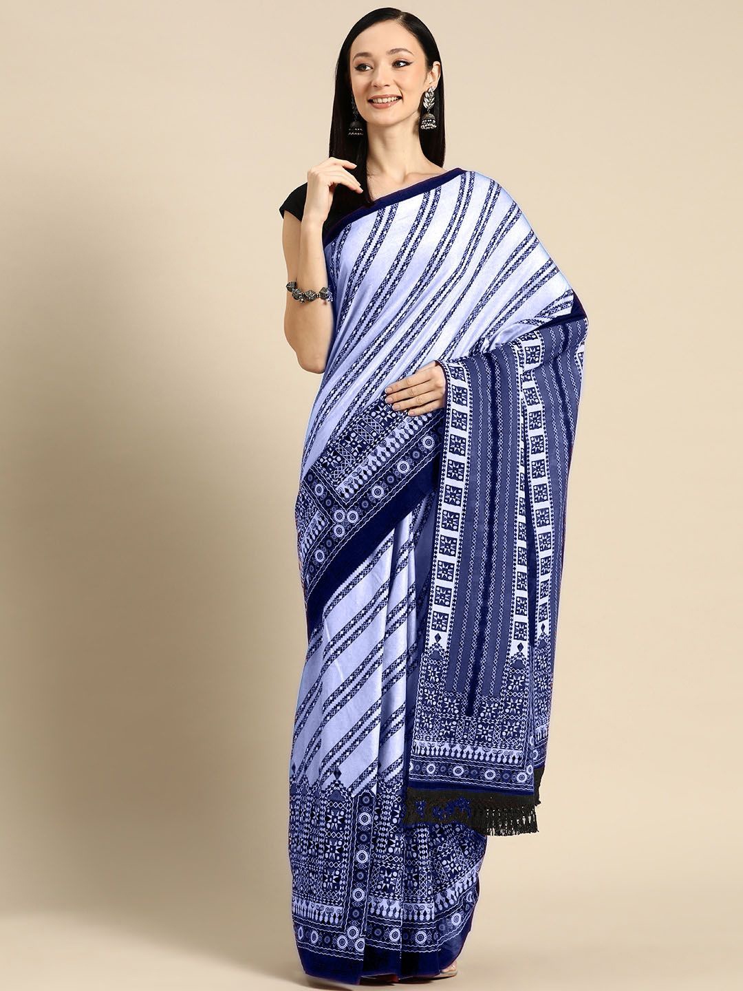 

BUTA BUTI Floral Printed Pure Cotton Saree, Blue
