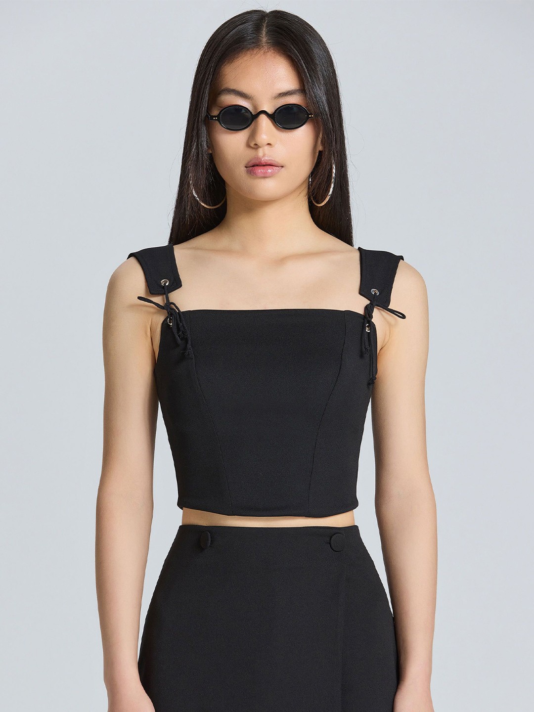 

ZOMODA Women Solid Square Neck Top, Black