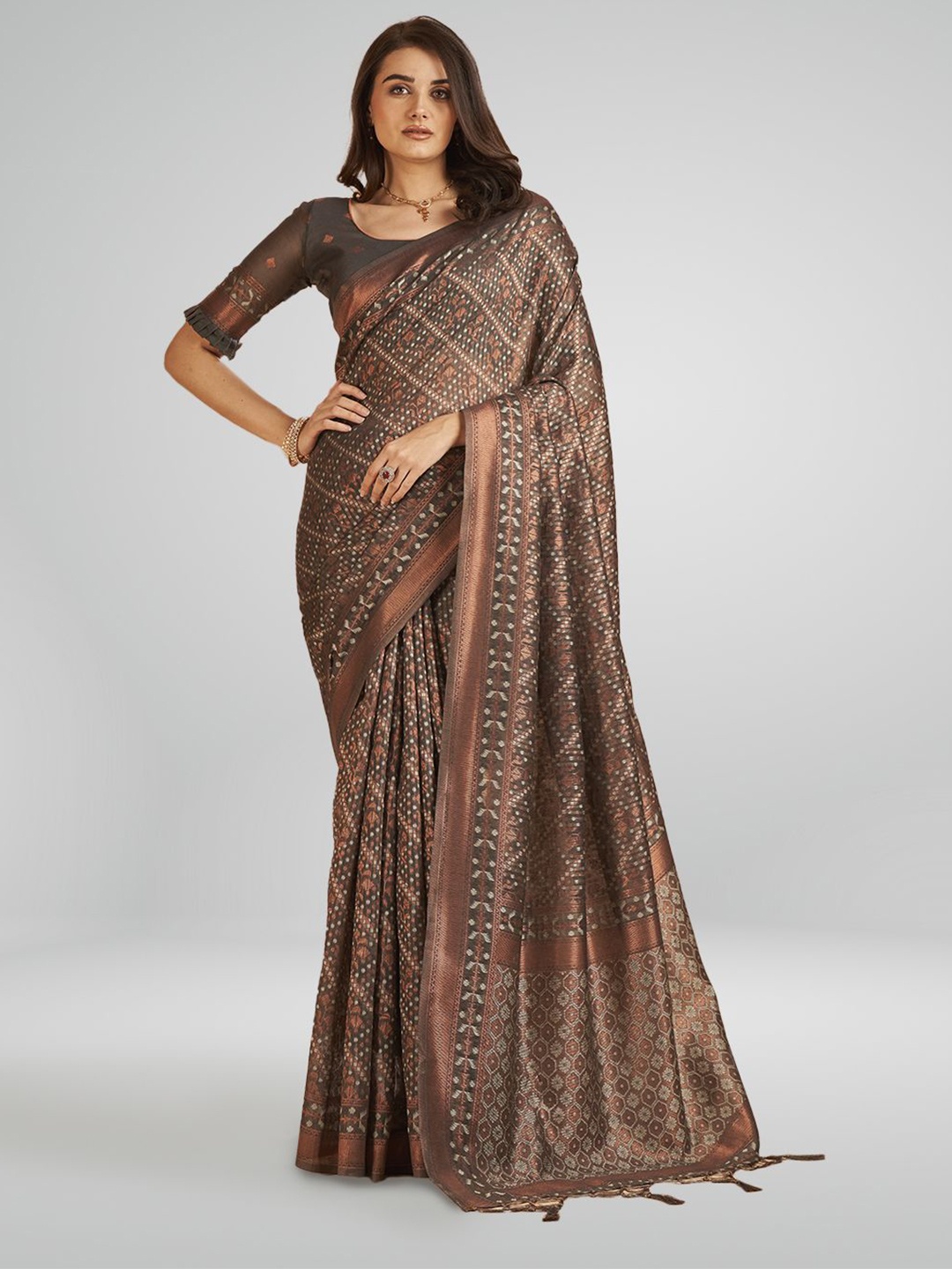 

SARHA Woven Design Zari Pure Cotton Saree, Grey