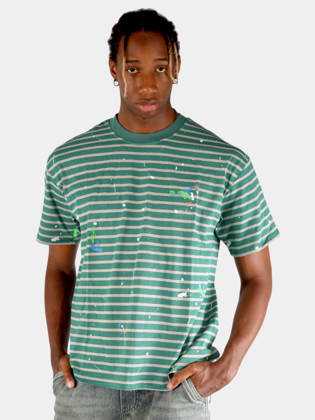 

BOTABOCHI Men Abstract Printed Round Neck Cotton T-shirt, Green