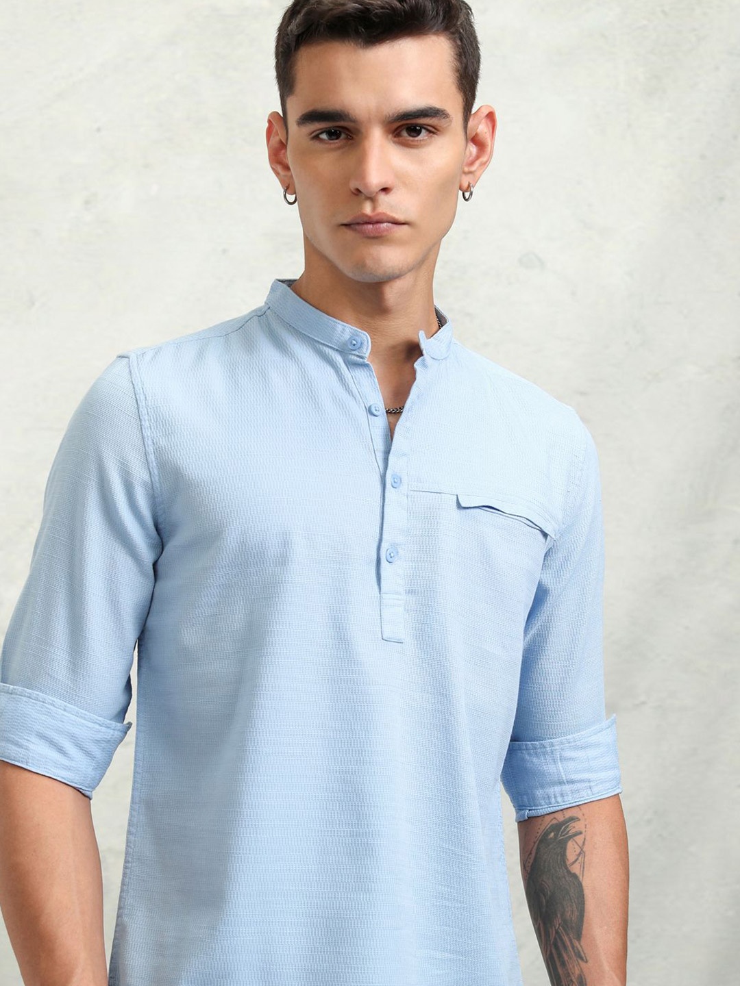 

Highlander Men Striped Mandarin Collar Shirt, Blue