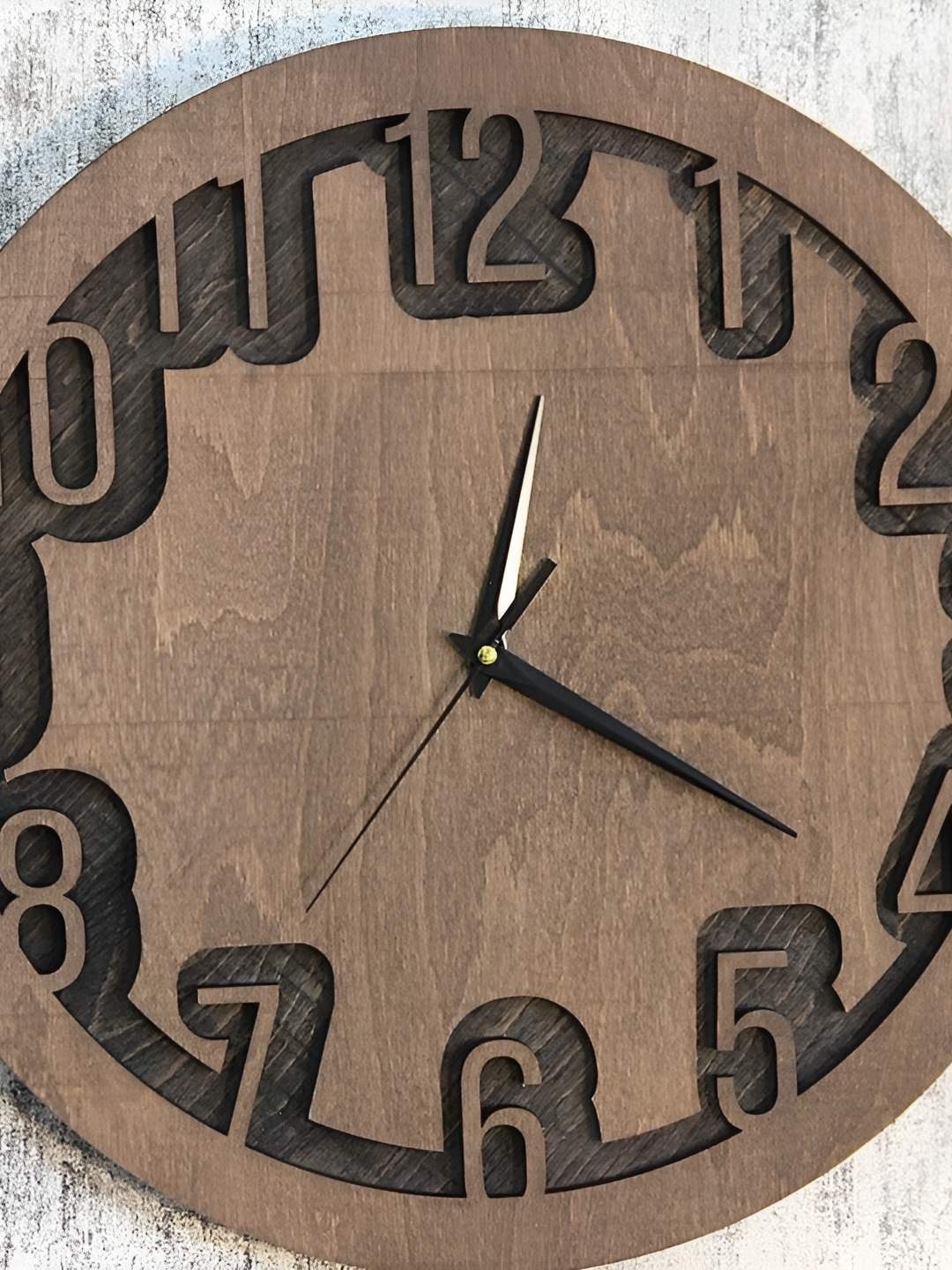

QEZNEF Brown and Black Textured Wooden Contemporary Wall Clock