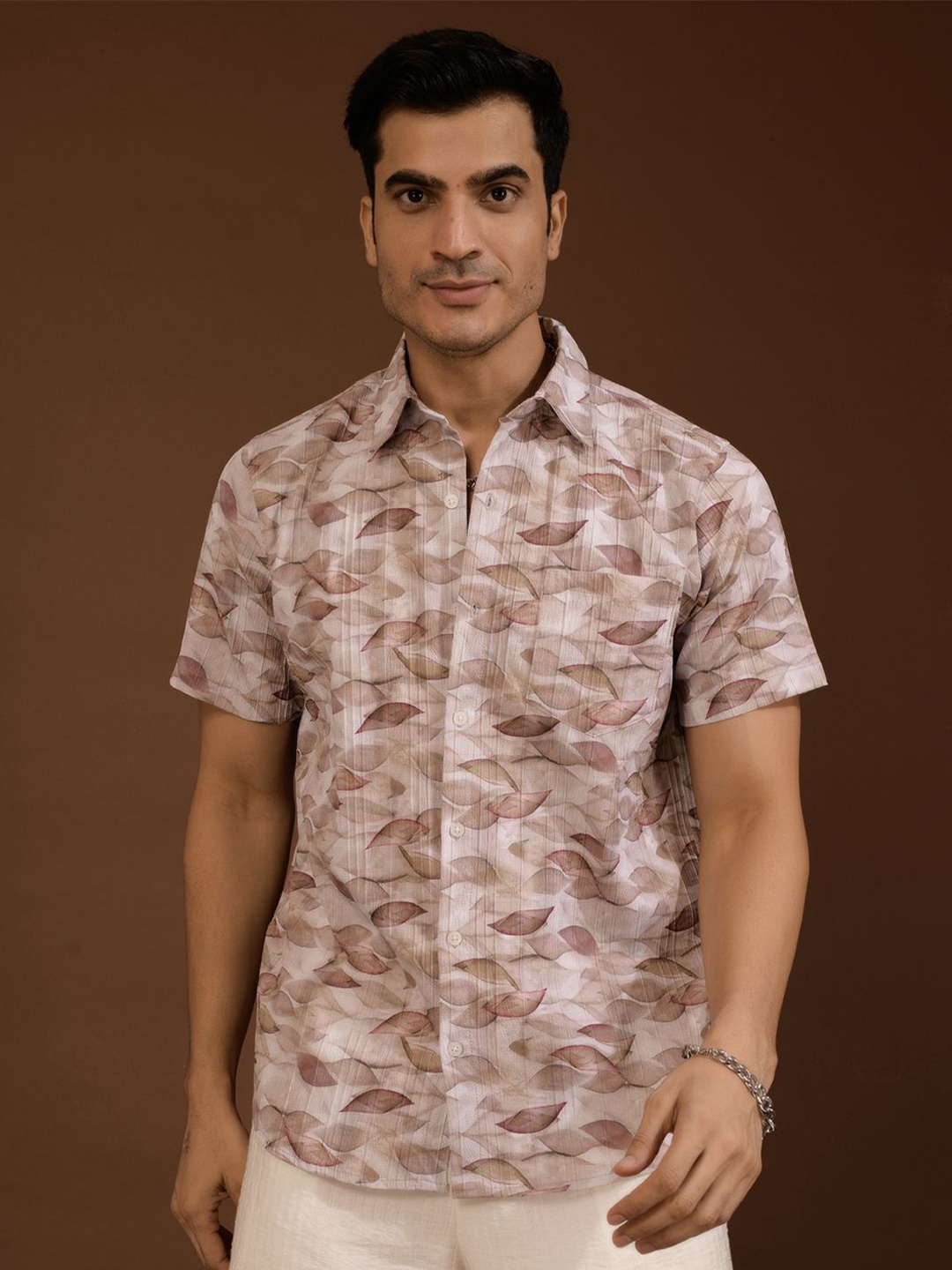 

BAESD Men Standard Spread Collar Abstract Printed Polycotton Casual Shirt, Brown
