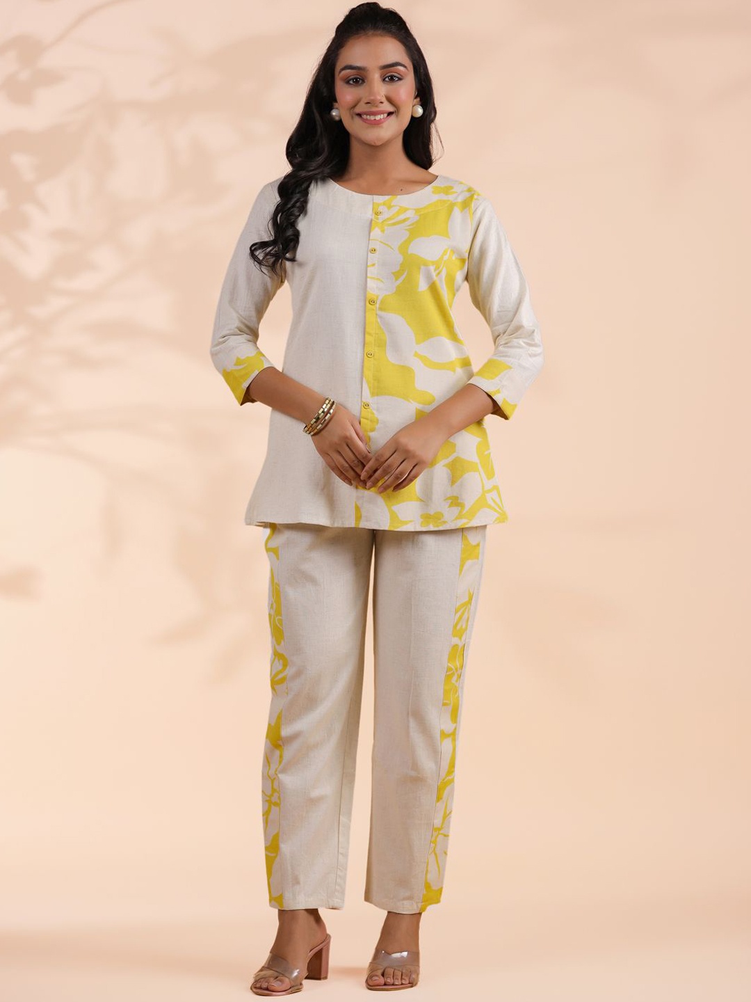

Vbuyz Abstract Printed Round Neck Tunic With Trouser, Yellow